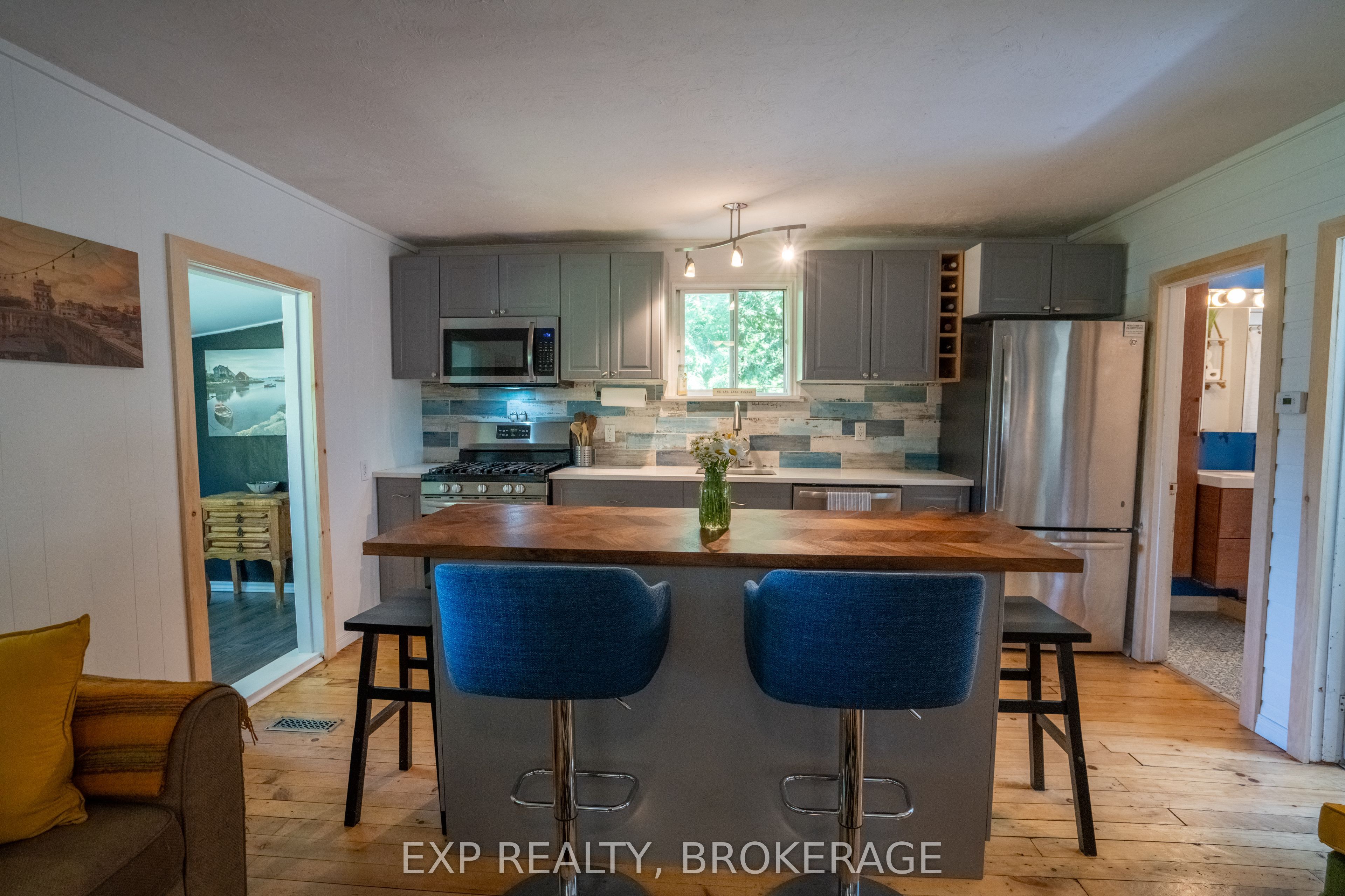 1026 Arcol Road Property Photo 10