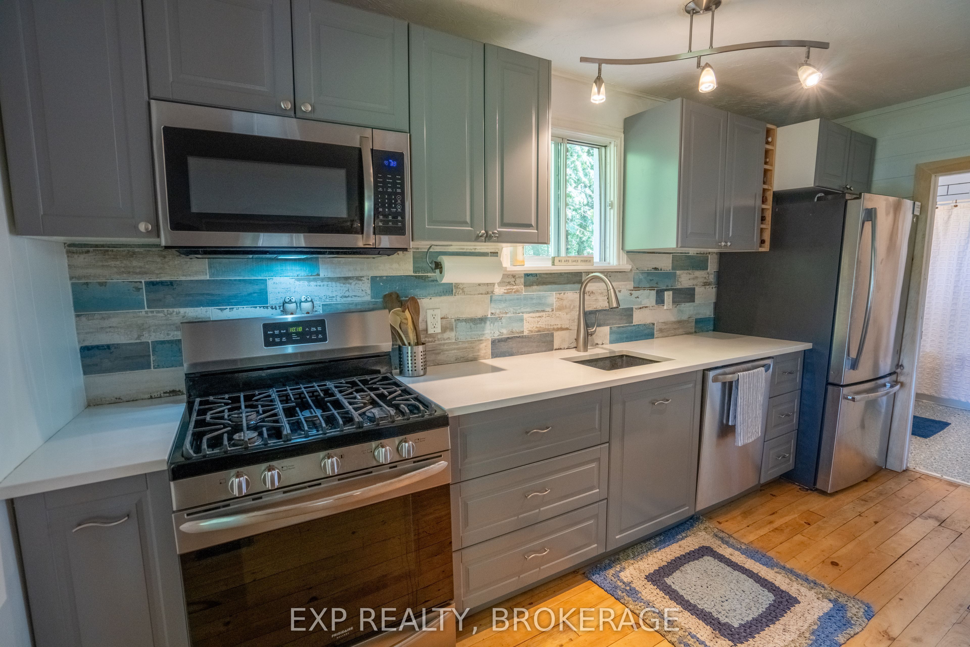 1026 Arcol Road Property Photo 14