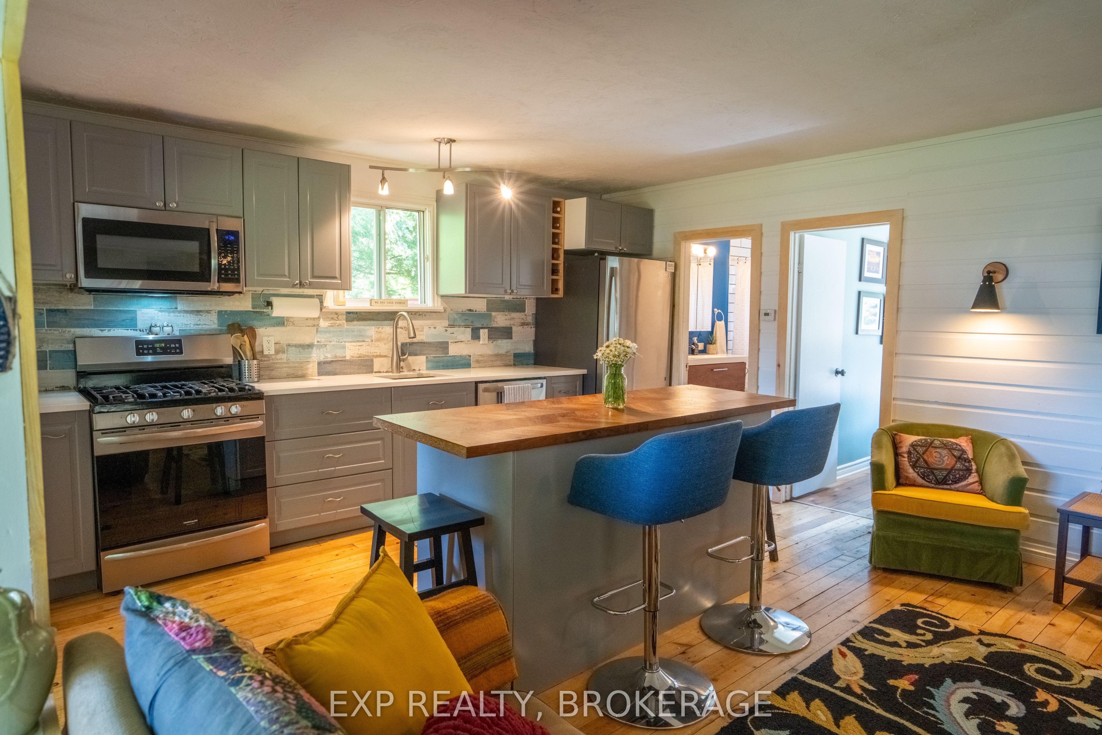 1026 Arcol Road Property Photo 16