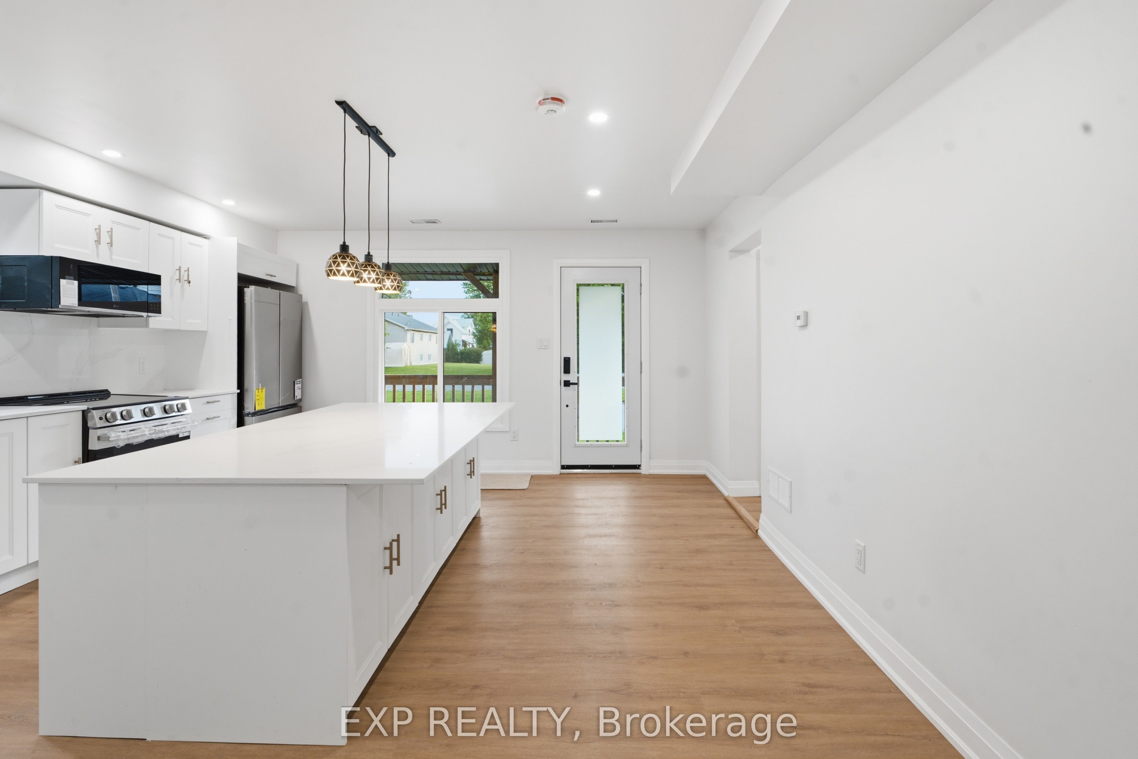 13 Elm Street Property Photo 9