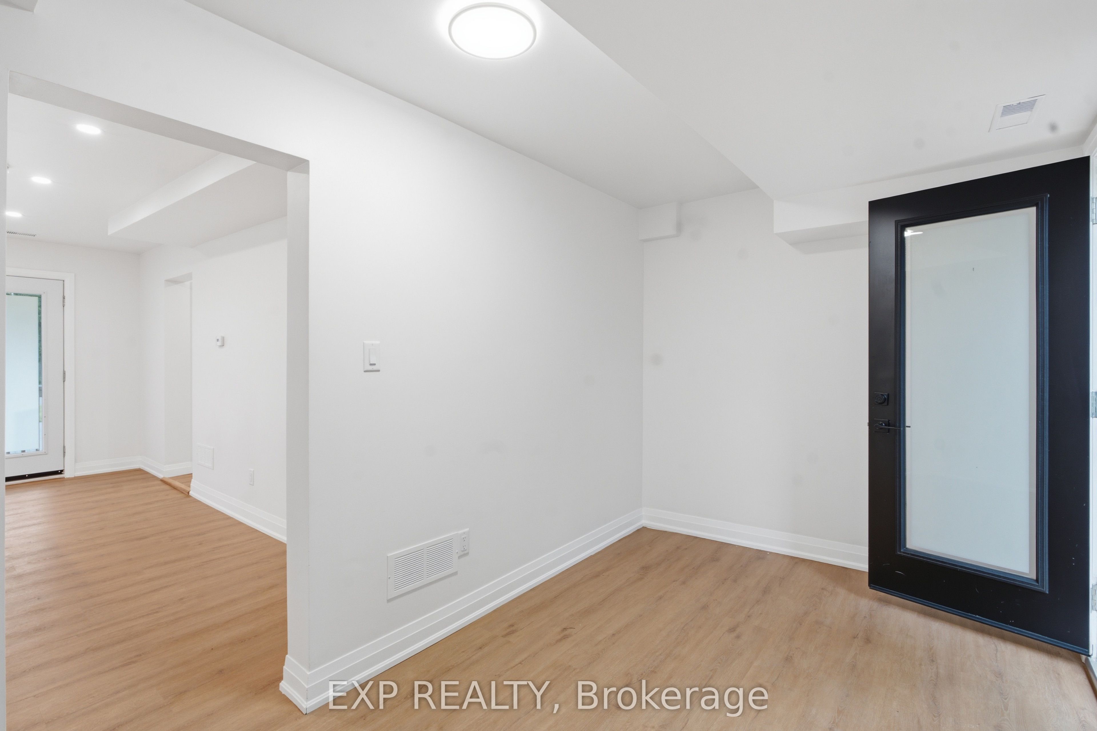 13 Elm Street Property Photo 14