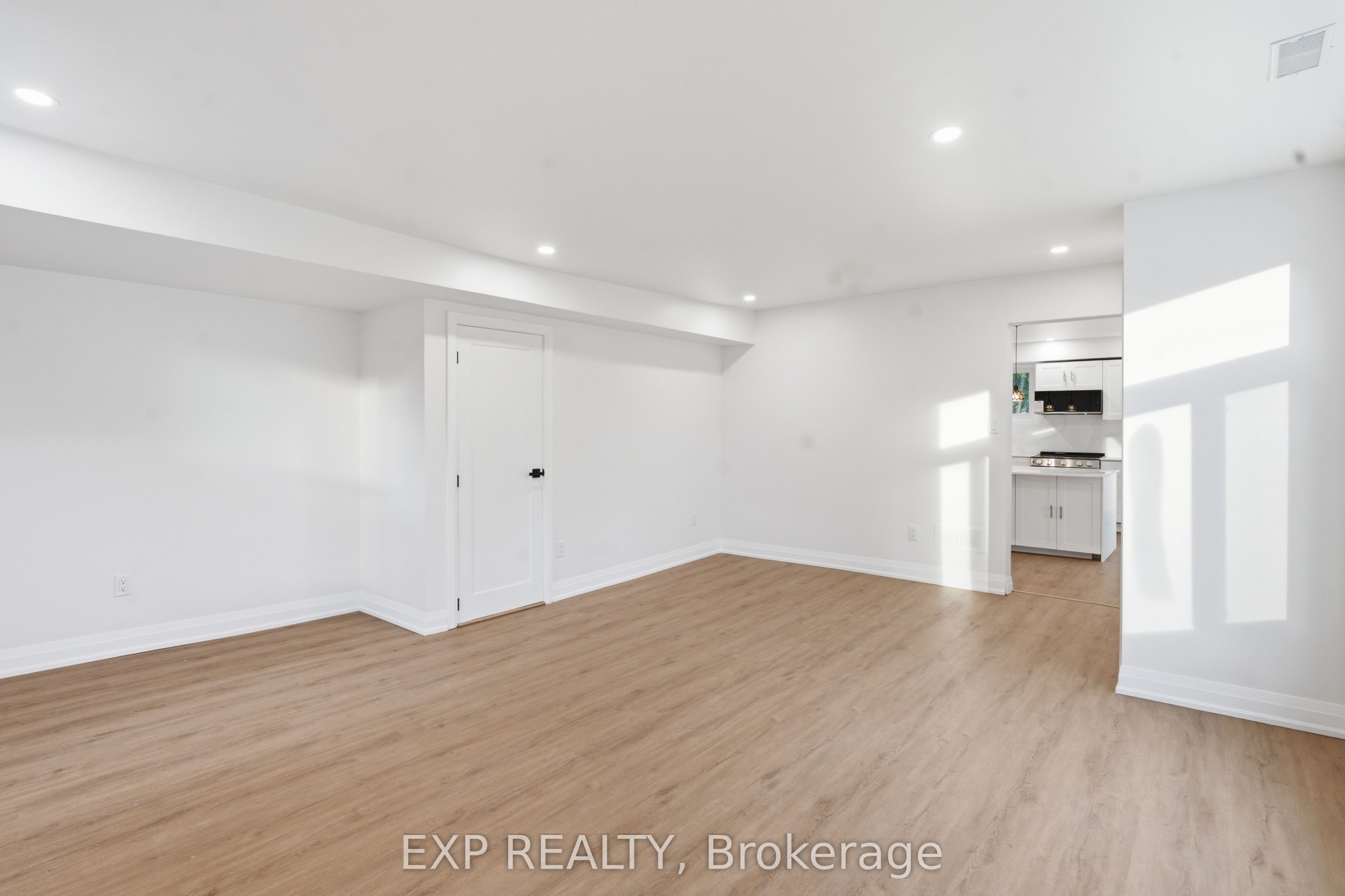 13 Elm Street Property Photo 20