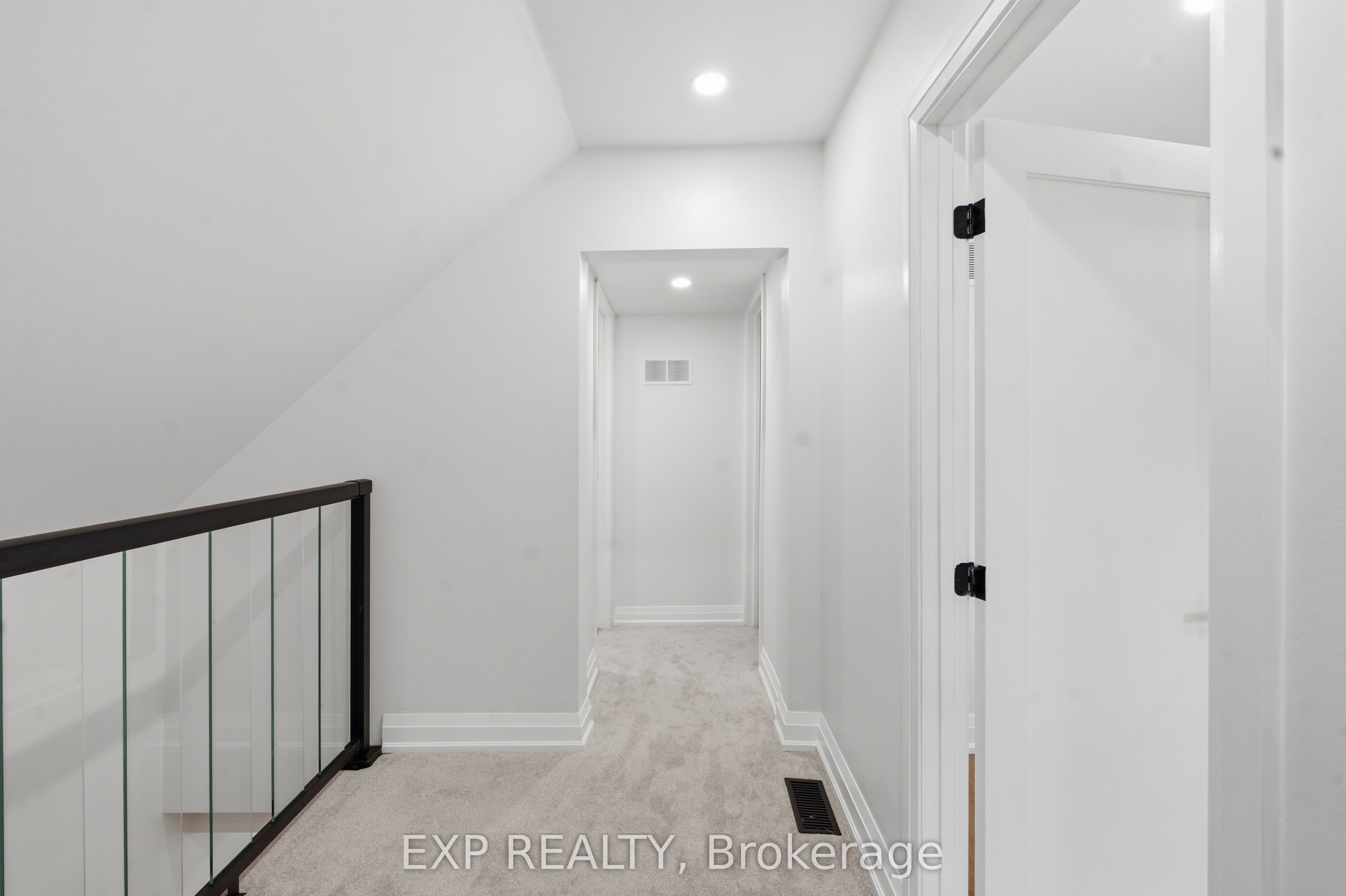 13 Elm Street Property Photo 23