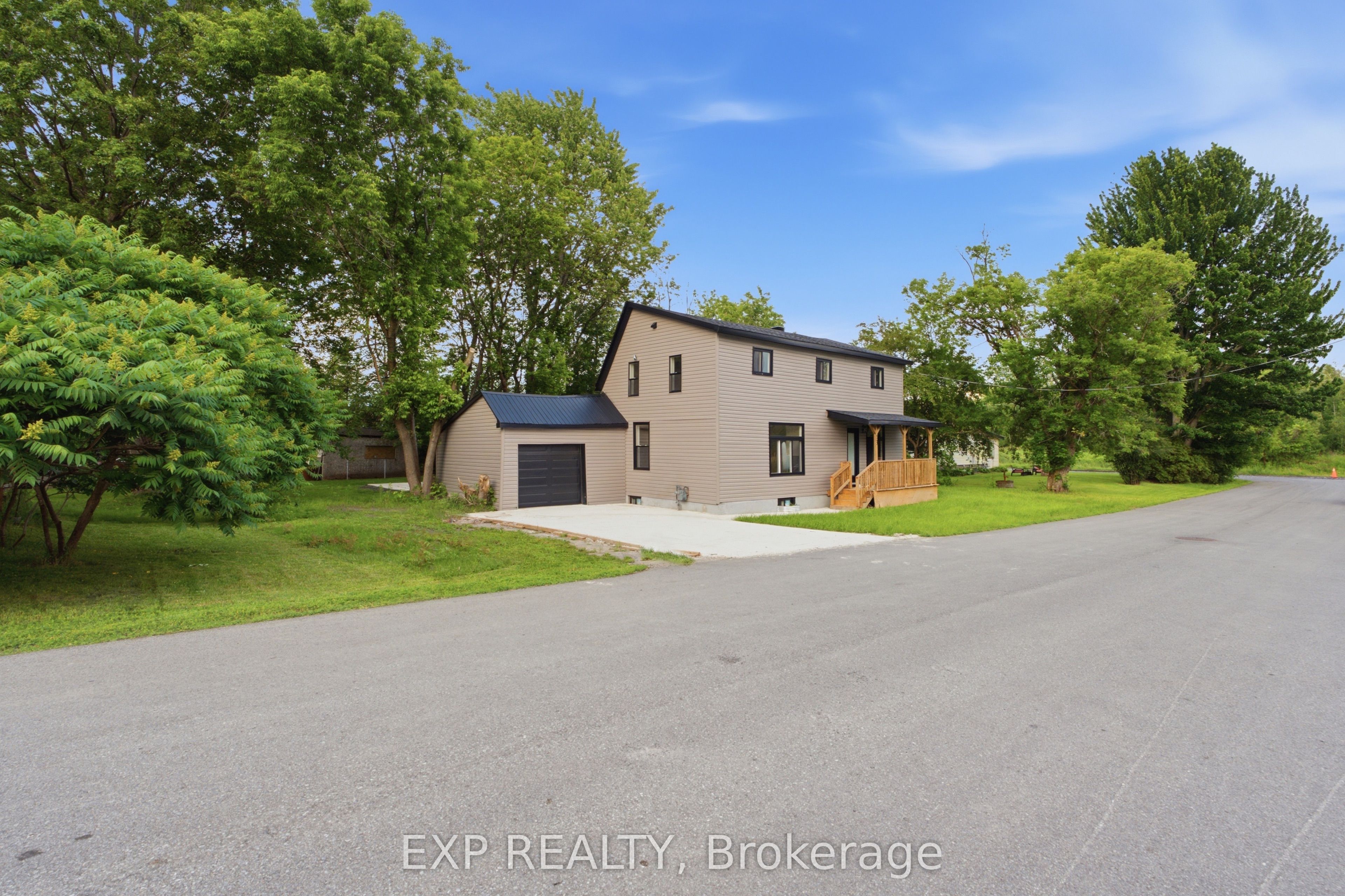 13 Elm Street Property Photo 37