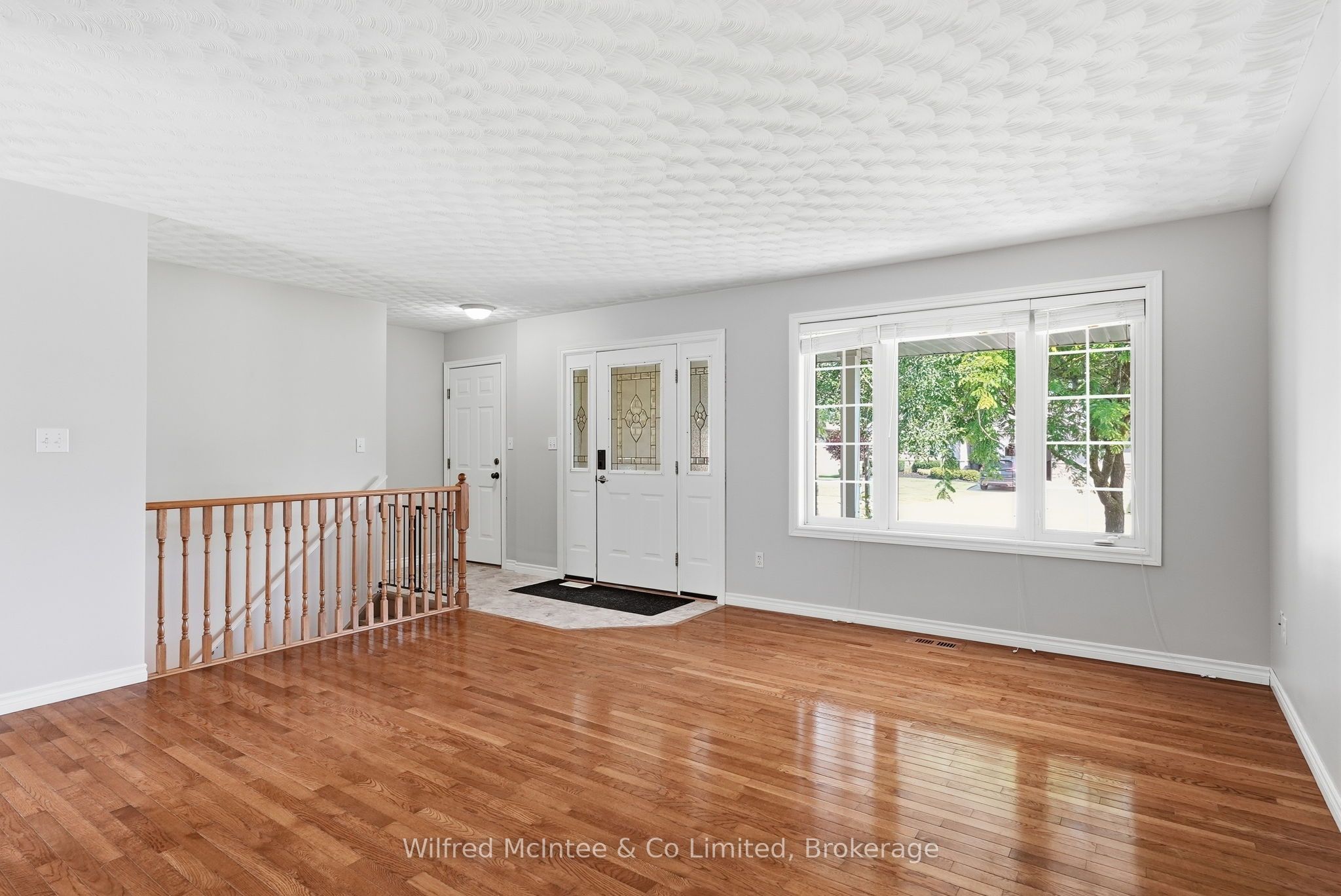 757 17th Street Property Photo 8