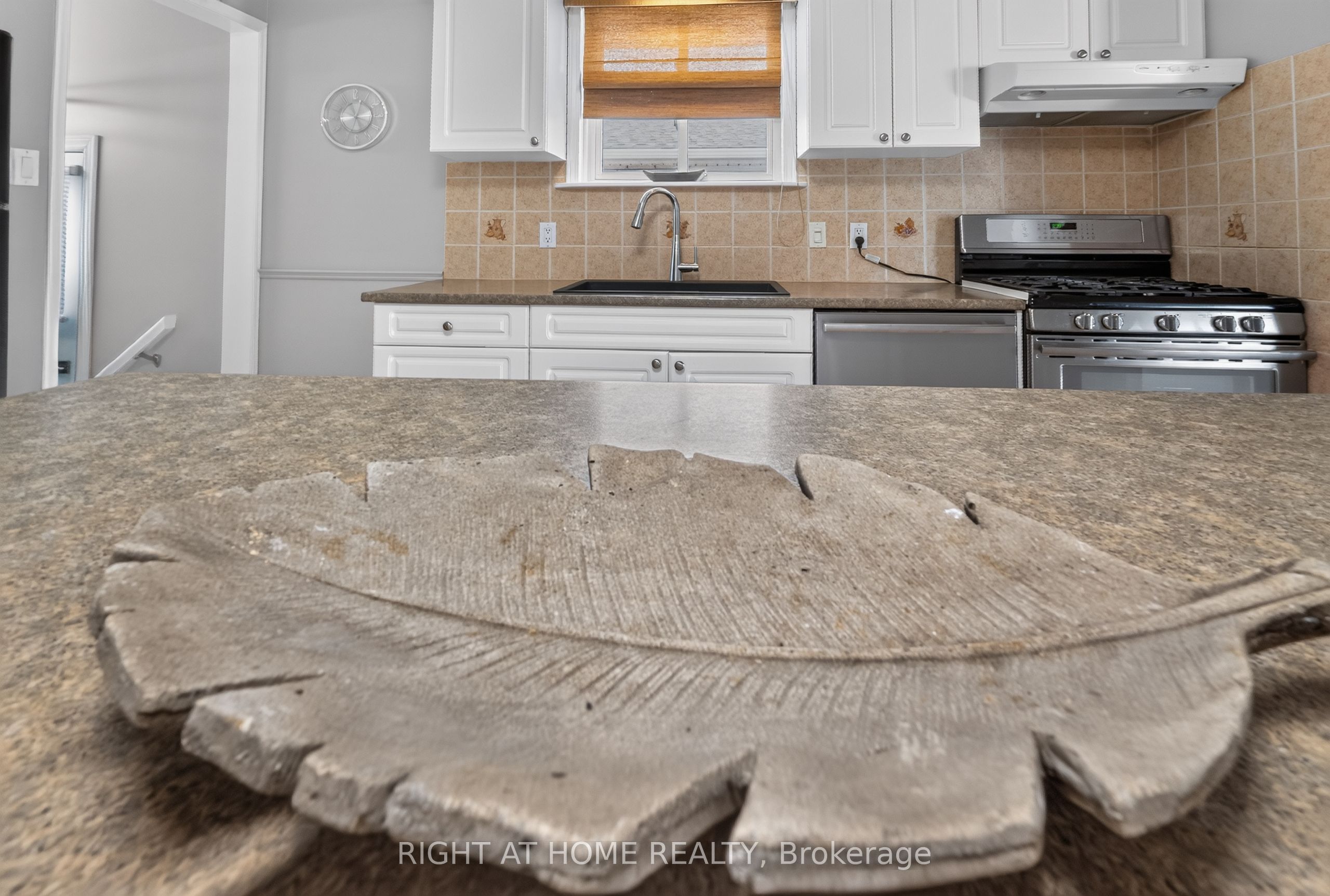 27 Dyer Street Property Photo 7