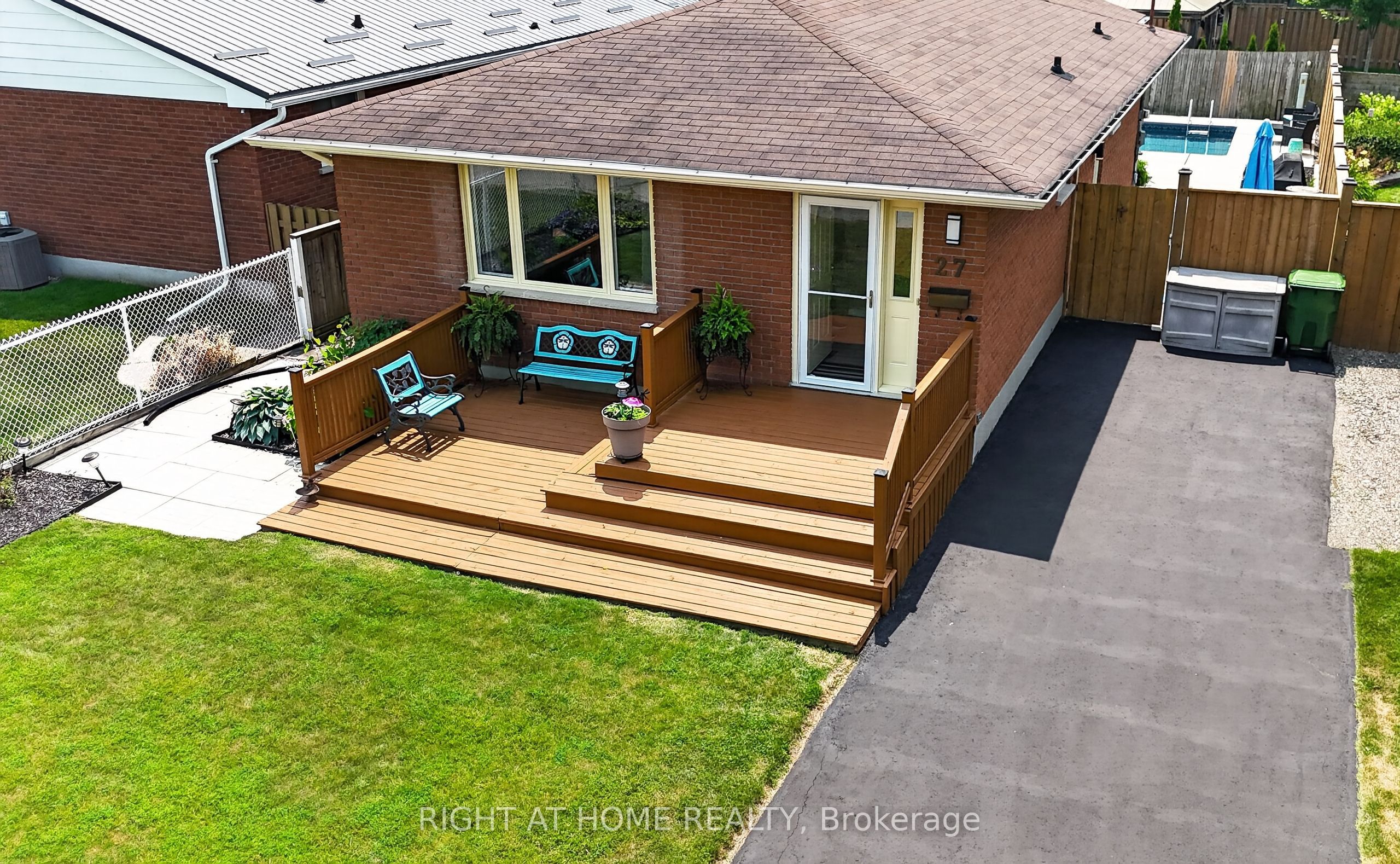 27 Dyer Street Property Photo 43