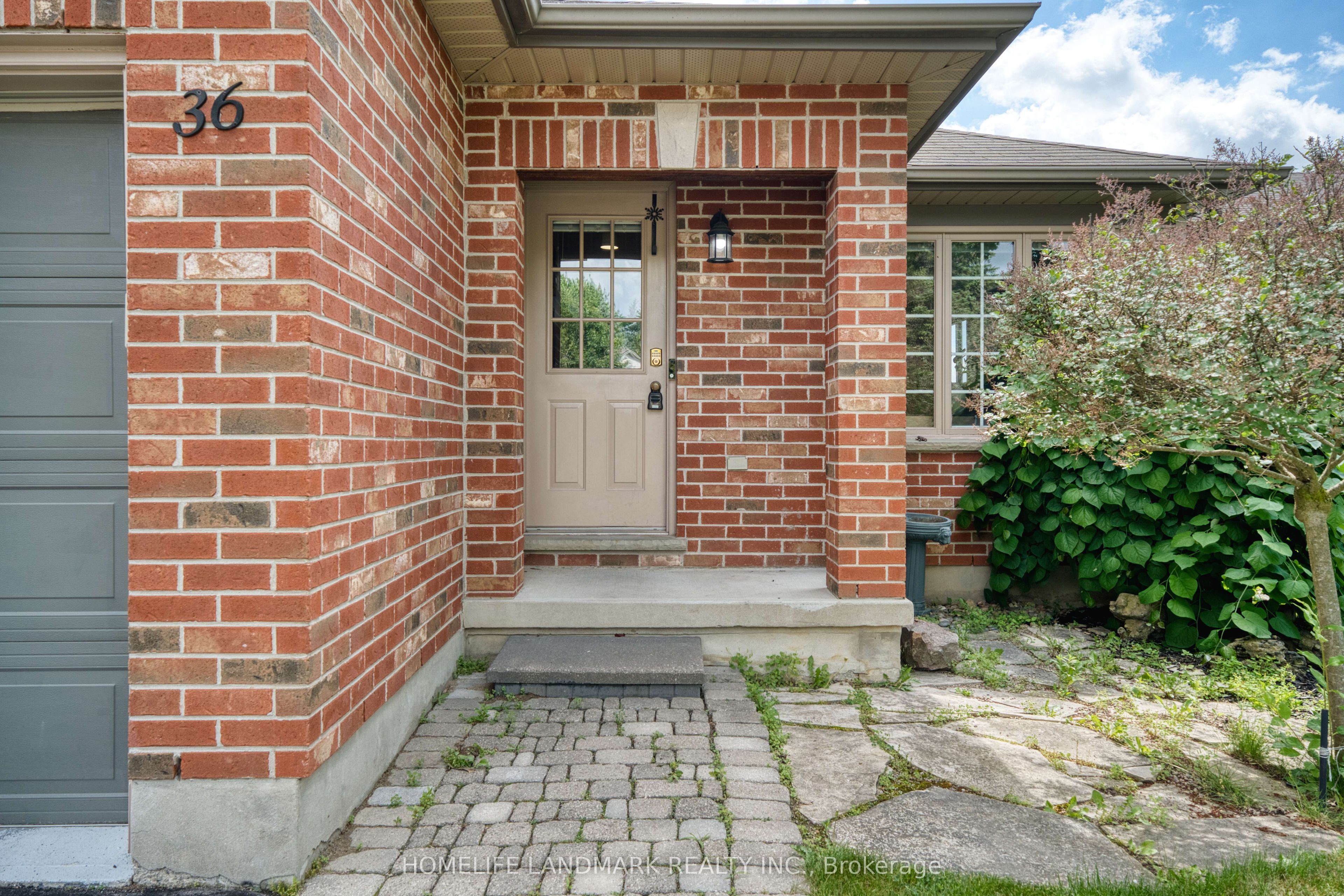 59 Pennybrook Crescent 36 Property Photo 4
