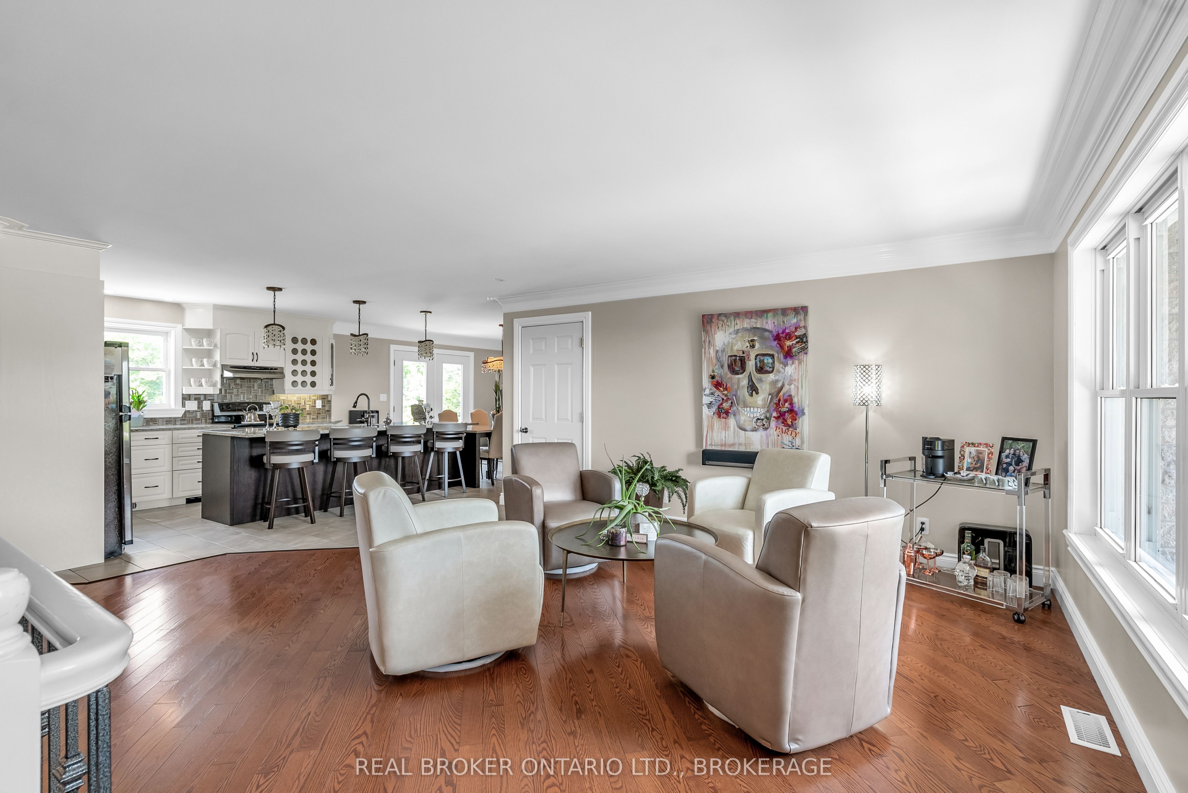 17623 Sandringham Road Property Photo 7