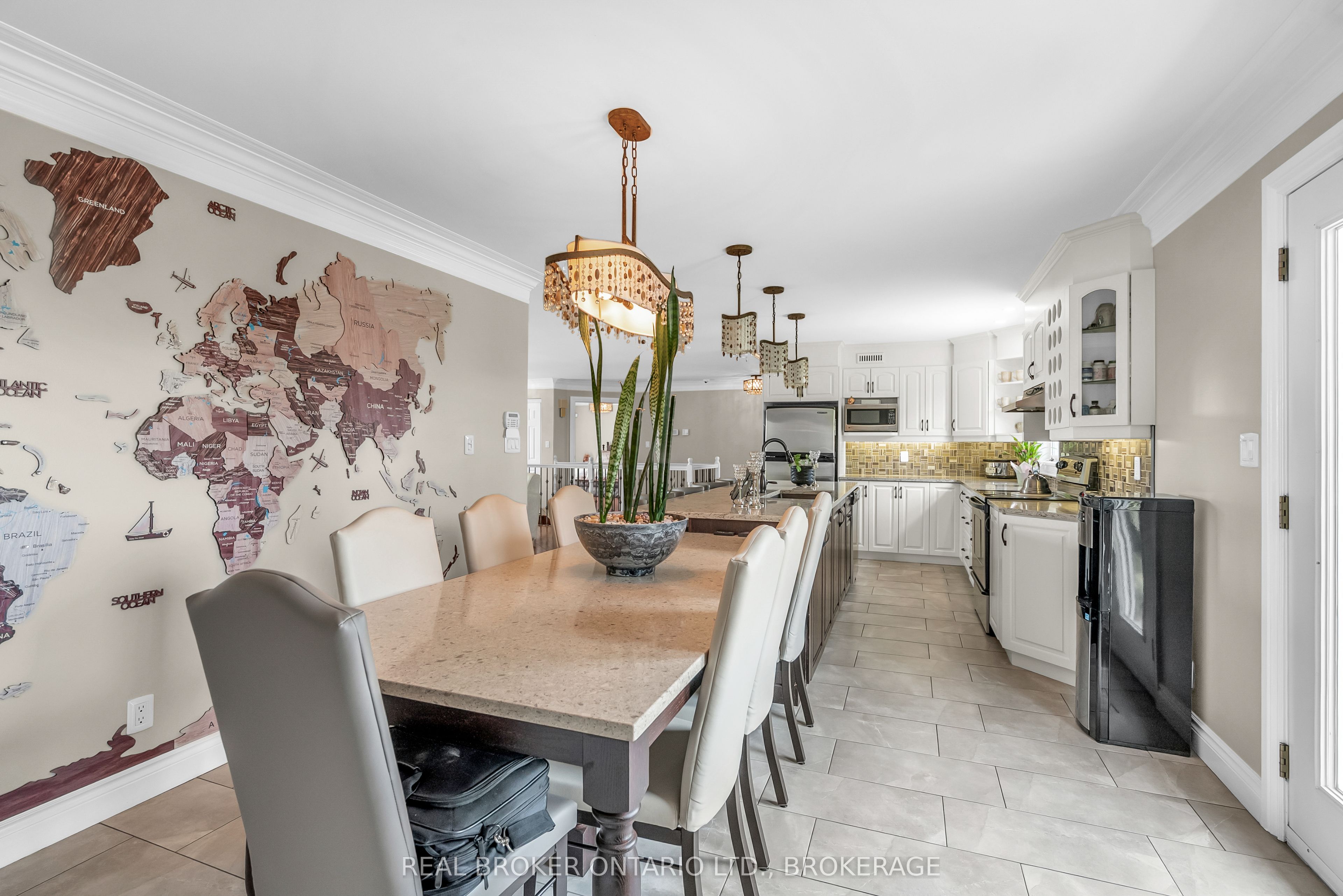 17623 Sandringham Road Property Photo 14