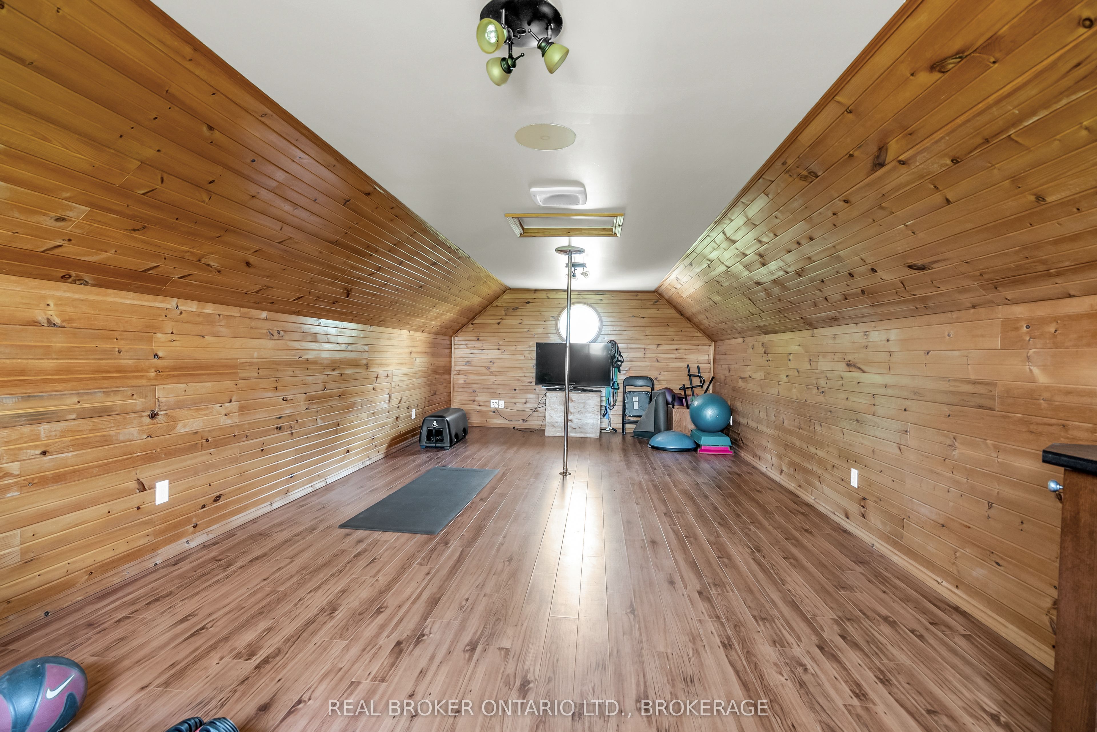 17623 Sandringham Road Property Photo 43