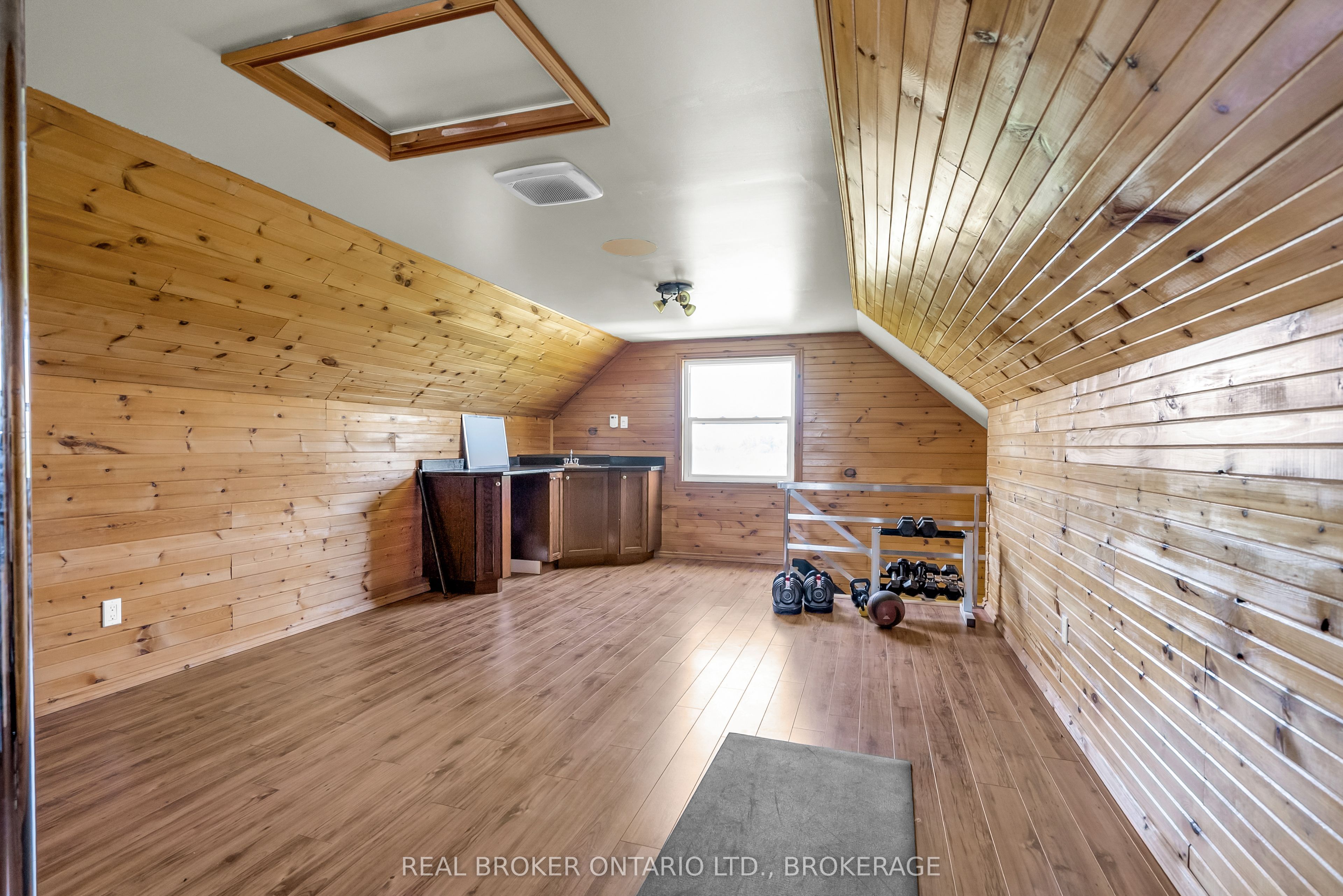 17623 Sandringham Road Property Photo 46
