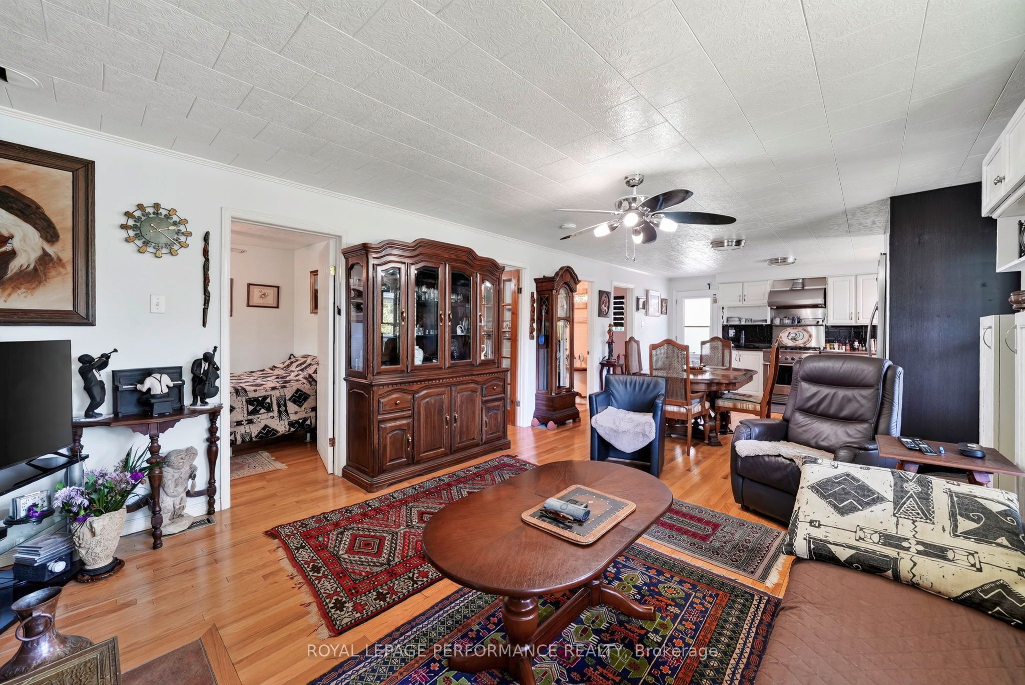 22197 Parkhill Circle Property Photo 15