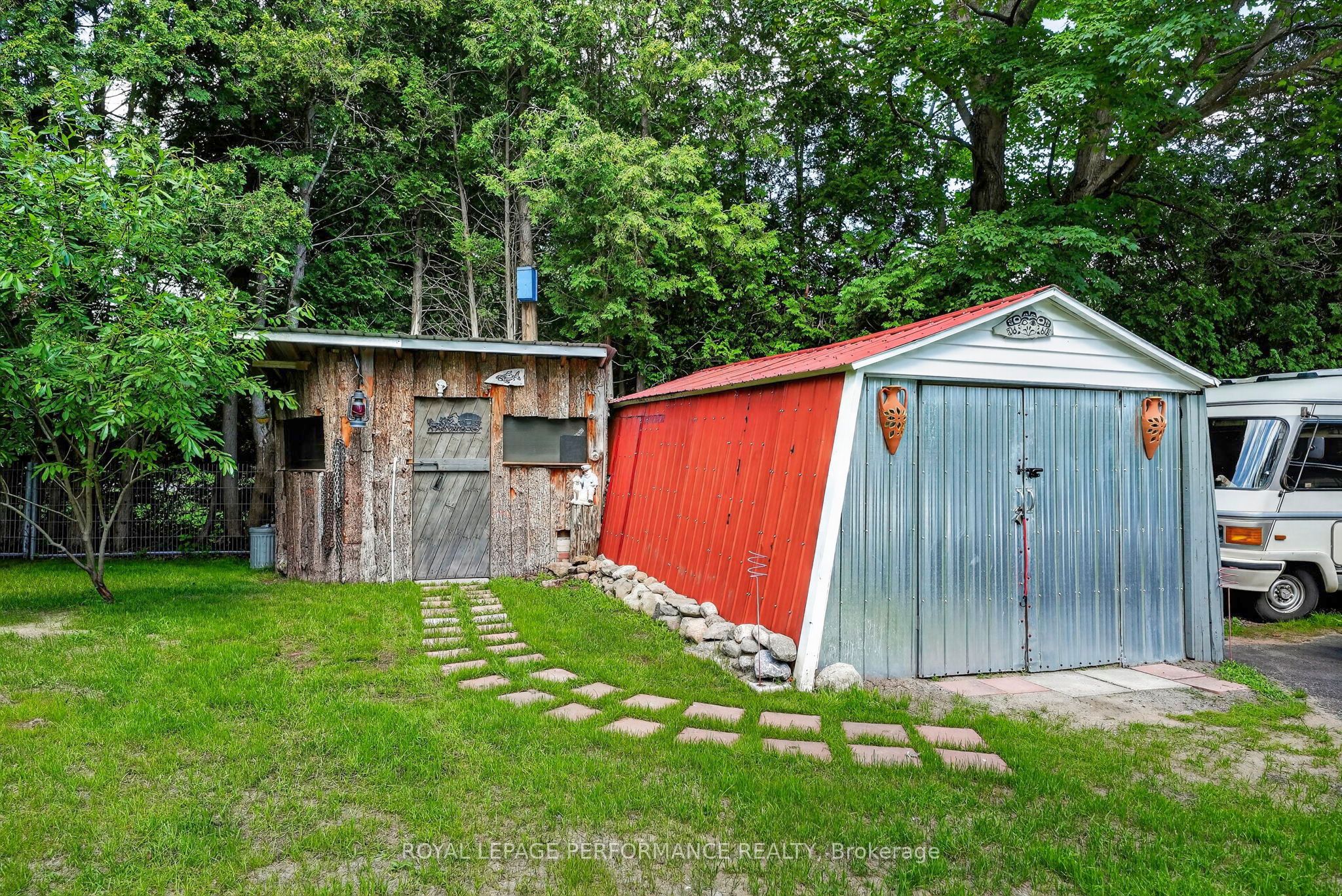 22197 Parkhill Circle Property Photo 37