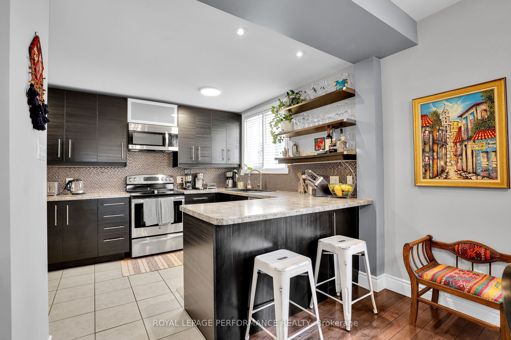 165 Laval Street 165 Property Photo 6