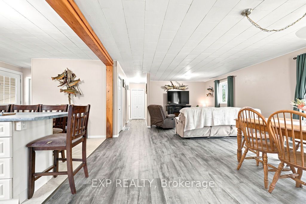 557 Pine Street Property Photo 23