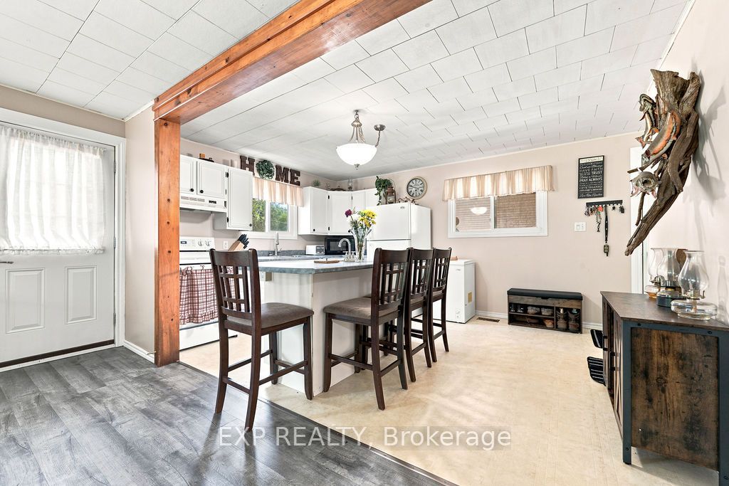 557 Pine Street Property Photo 31