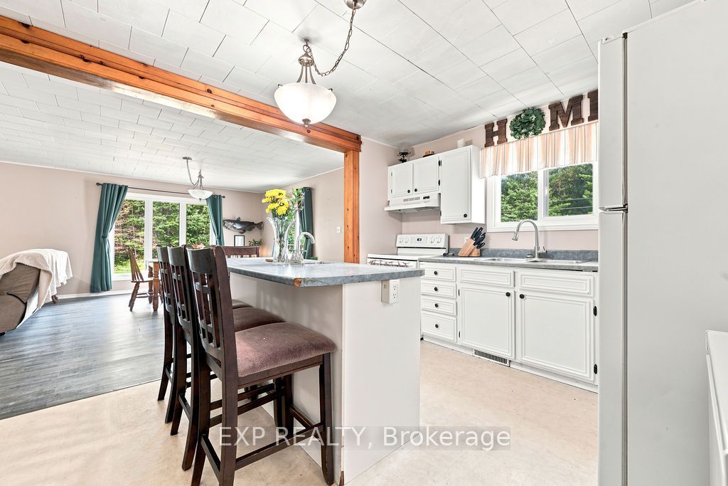 557 Pine Street Property Photo 33