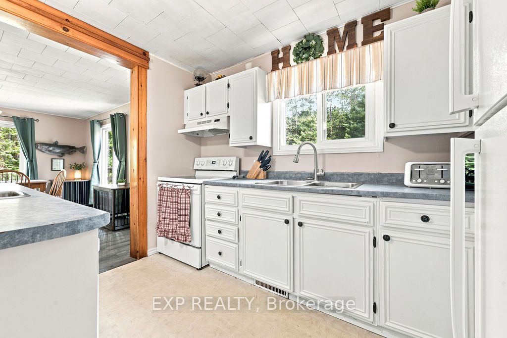 557 Pine Street Property Photo 34