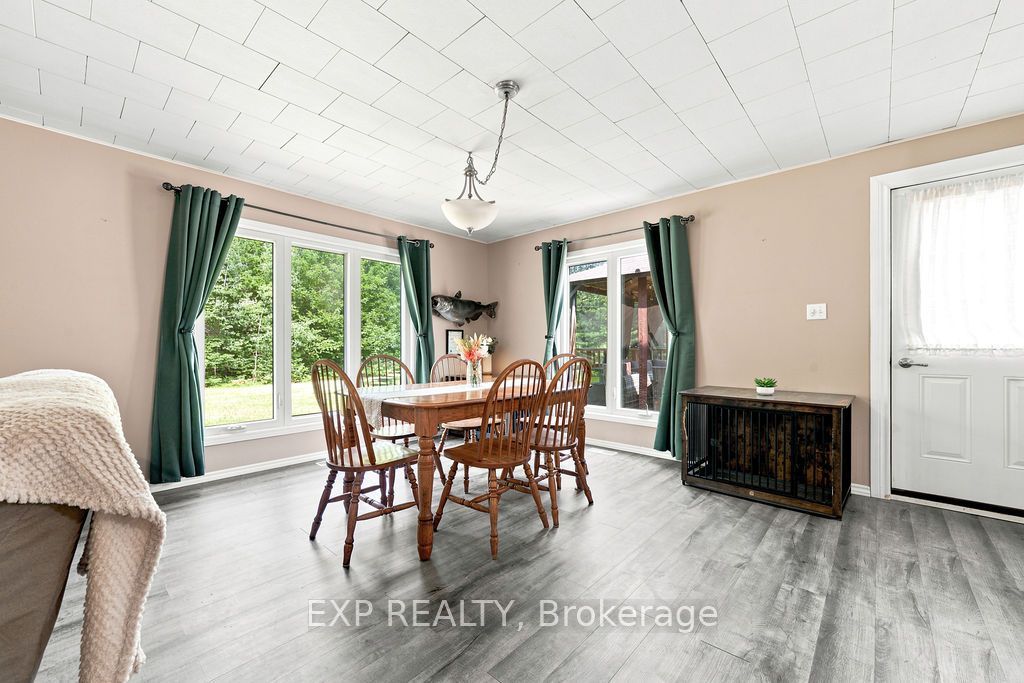 557 Pine Street Property Photo 37
