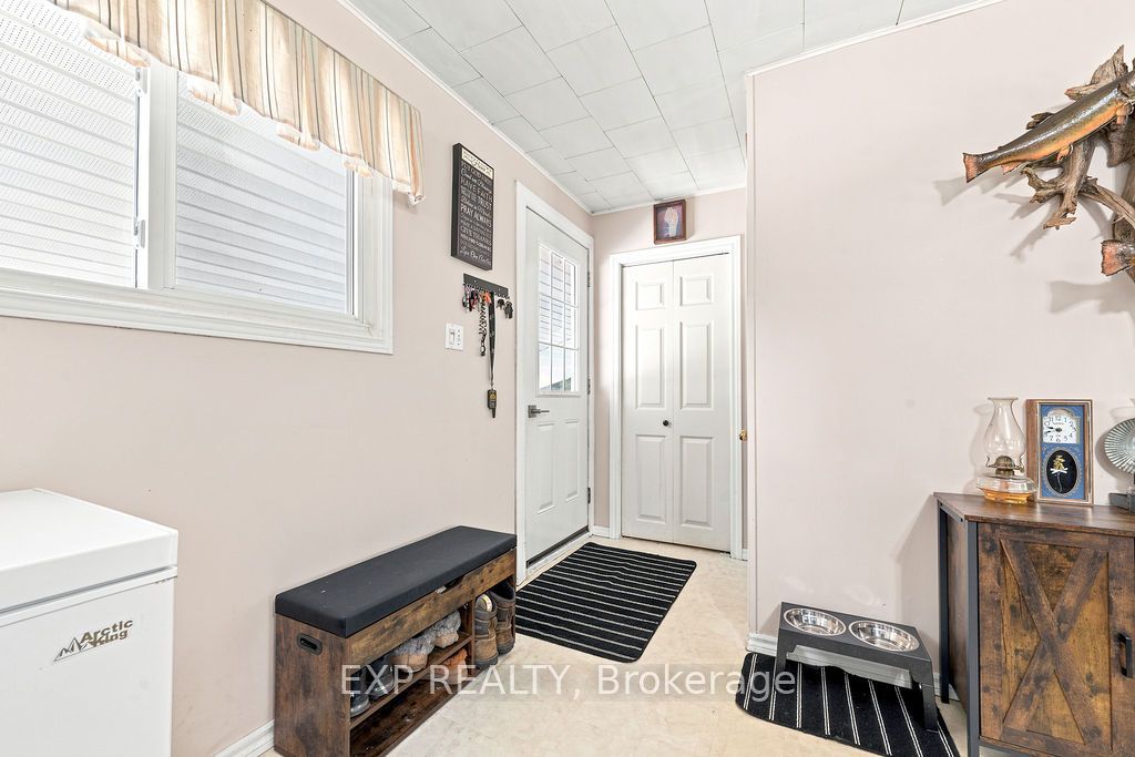557 Pine Street Property Photo 38