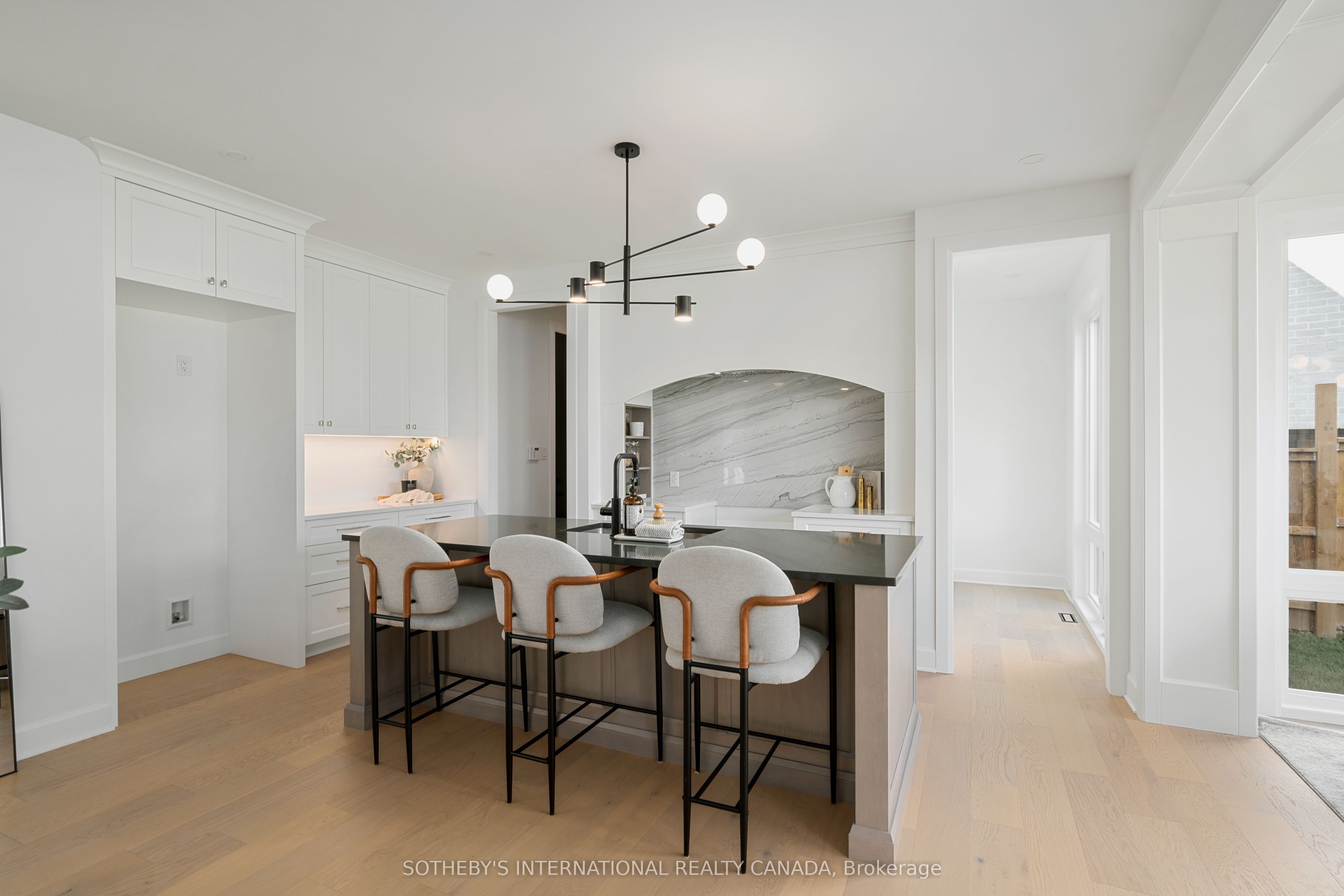 1011 Longworth Road Property Photo 14