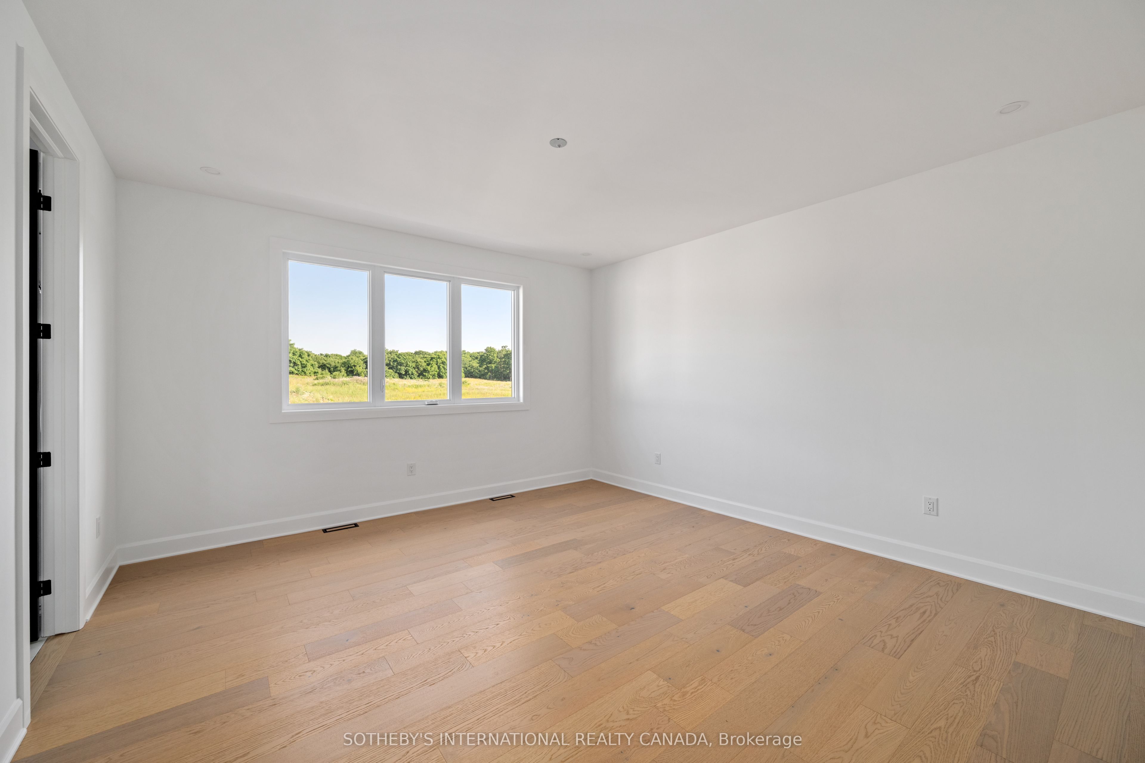 1011 Longworth Road Property Photo 16