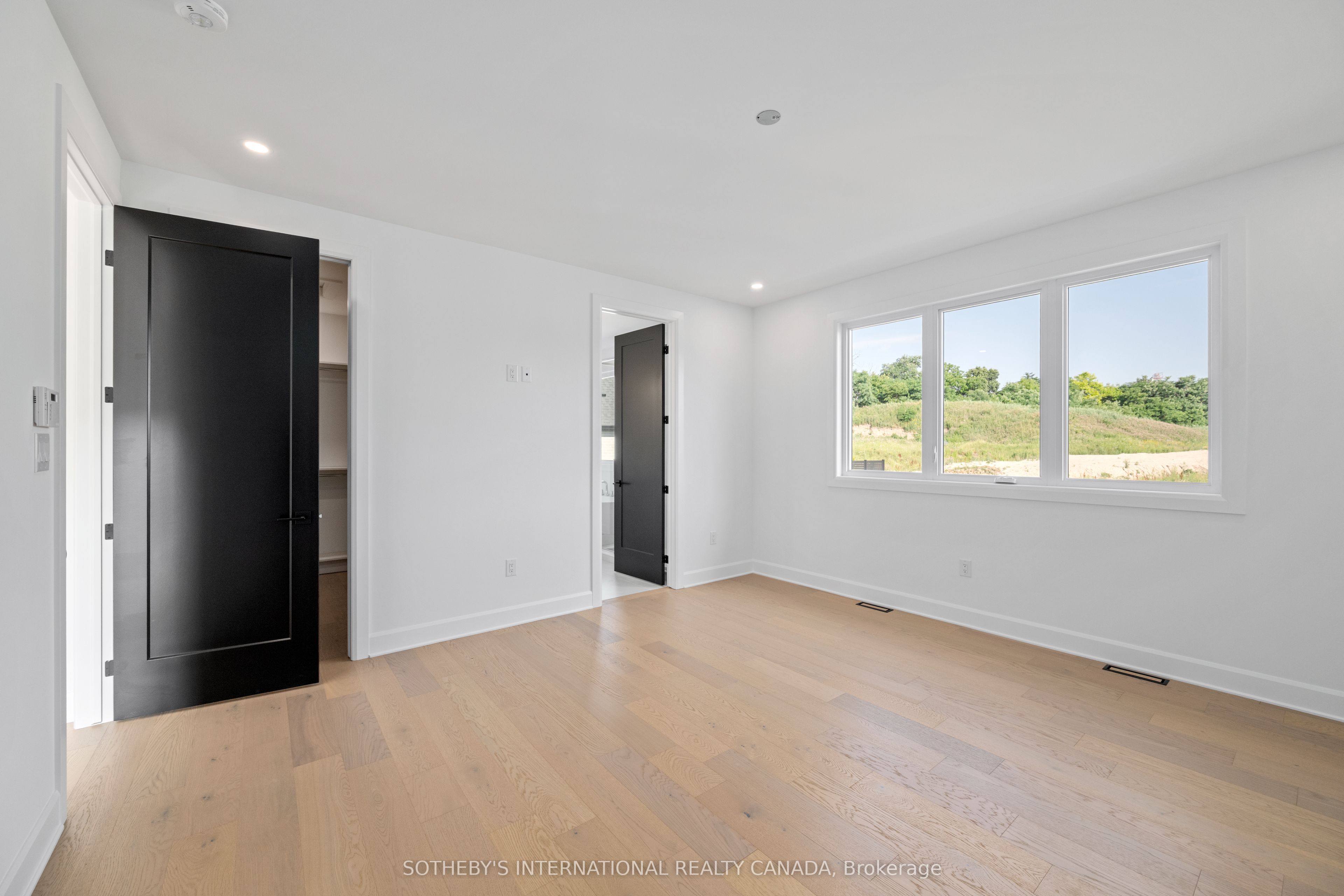 1011 Longworth Road Property Photo 17