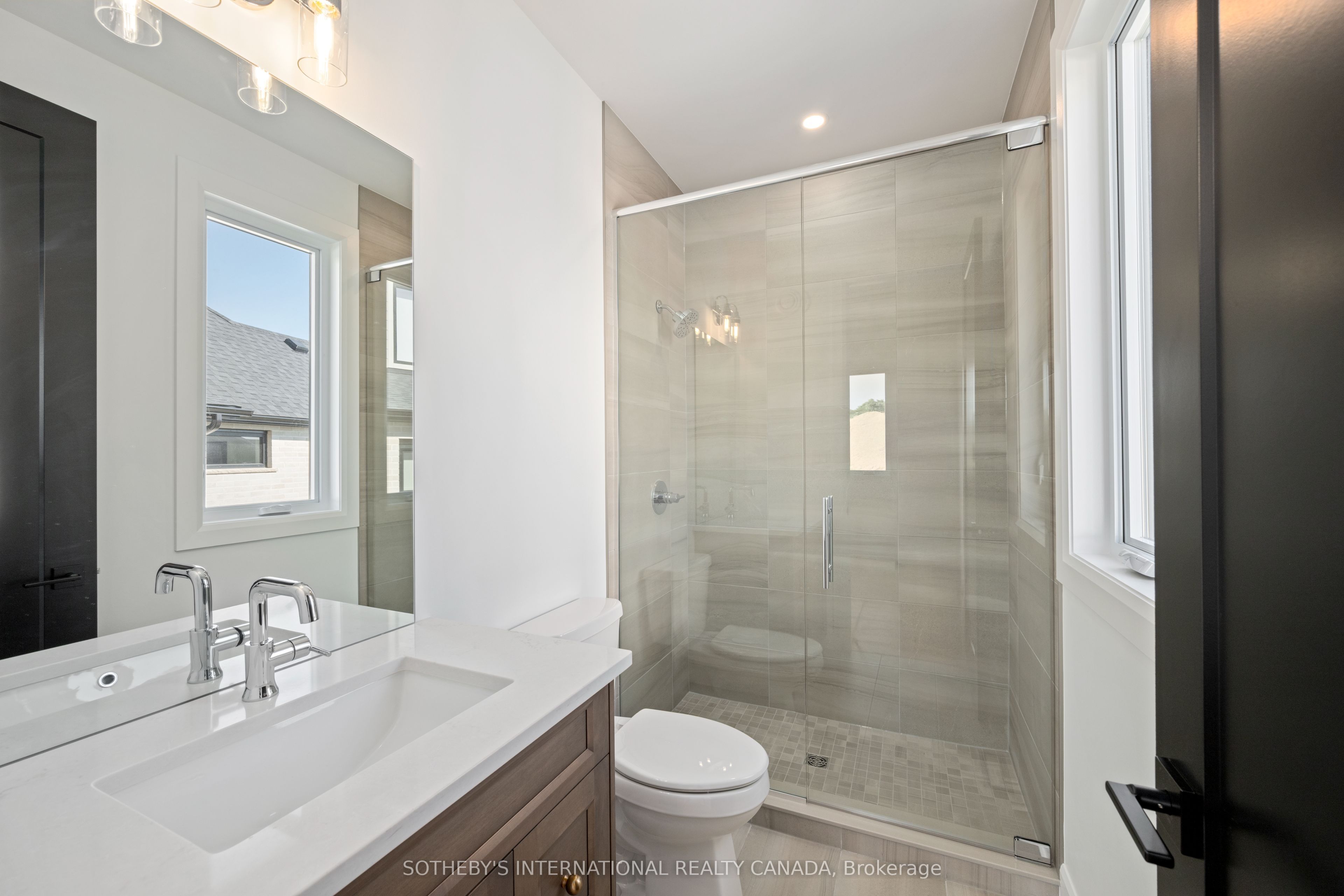 1011 Longworth Road Property Photo 23