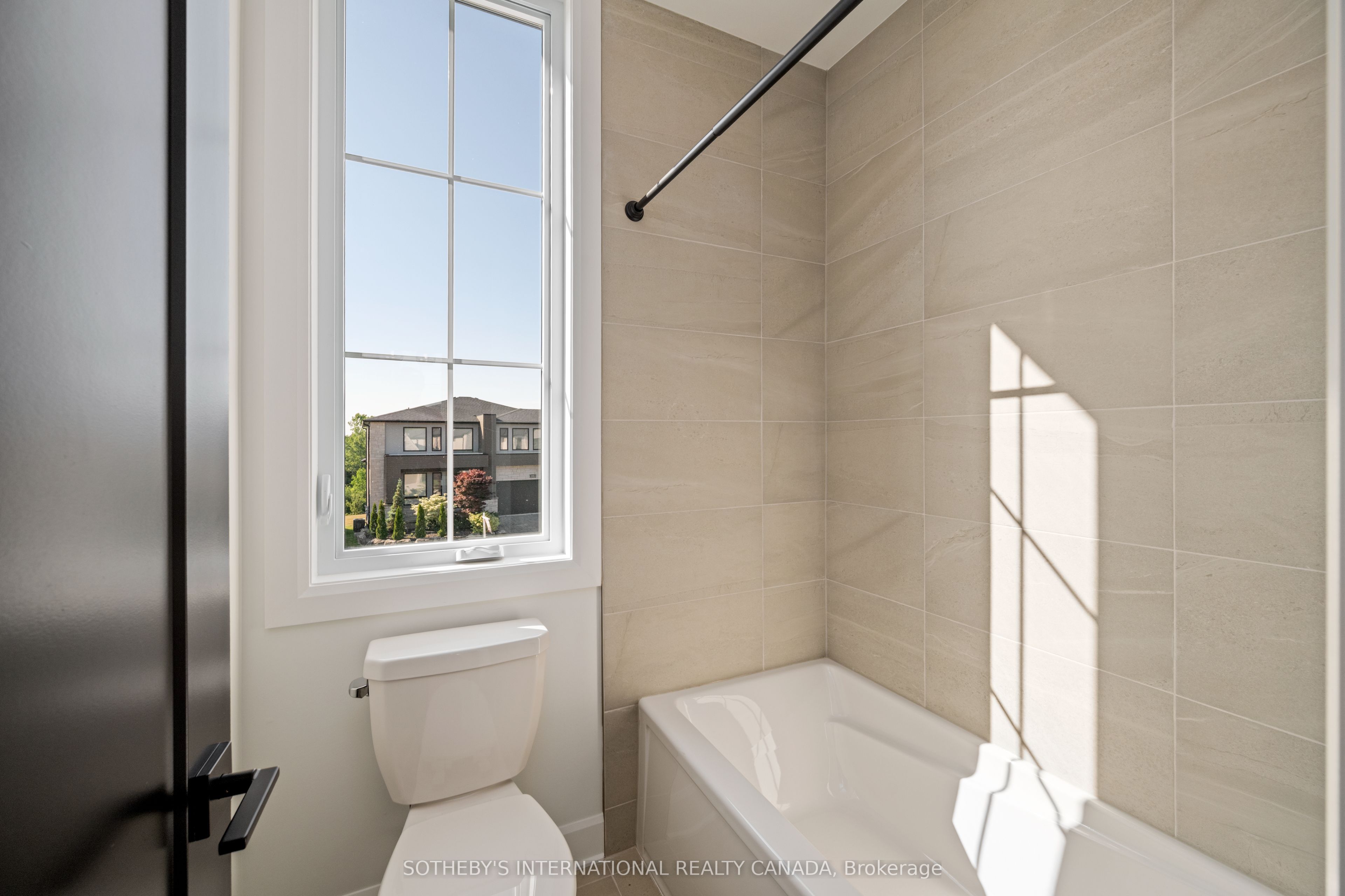1011 Longworth Road Property Photo 25