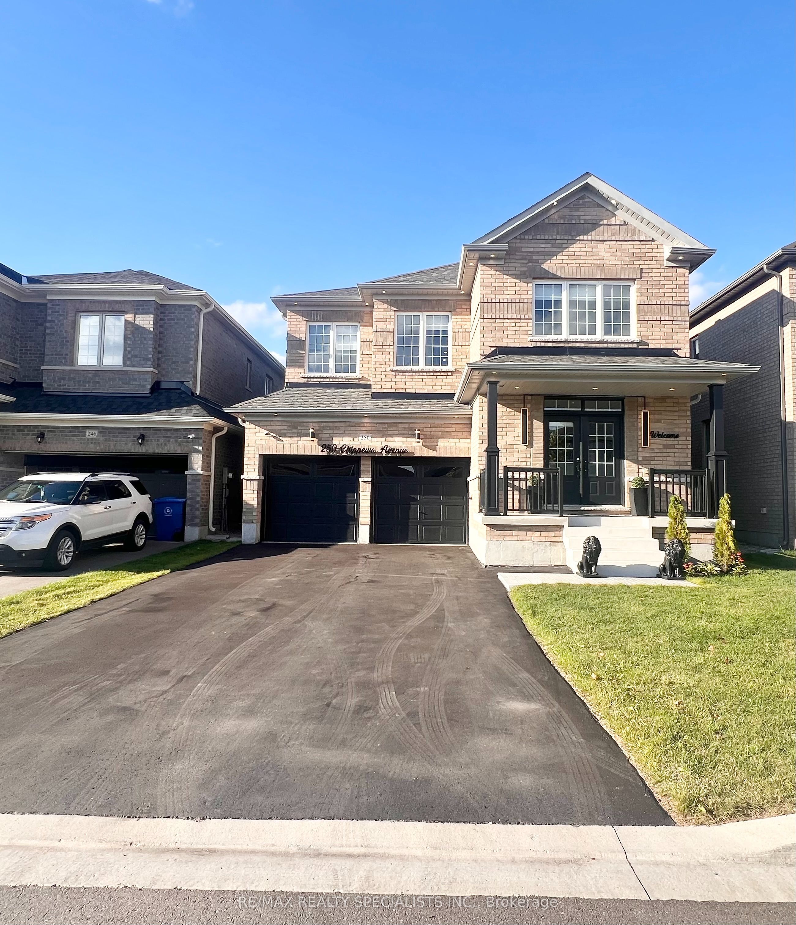 250 Chippewa Avenue Property Photo 4