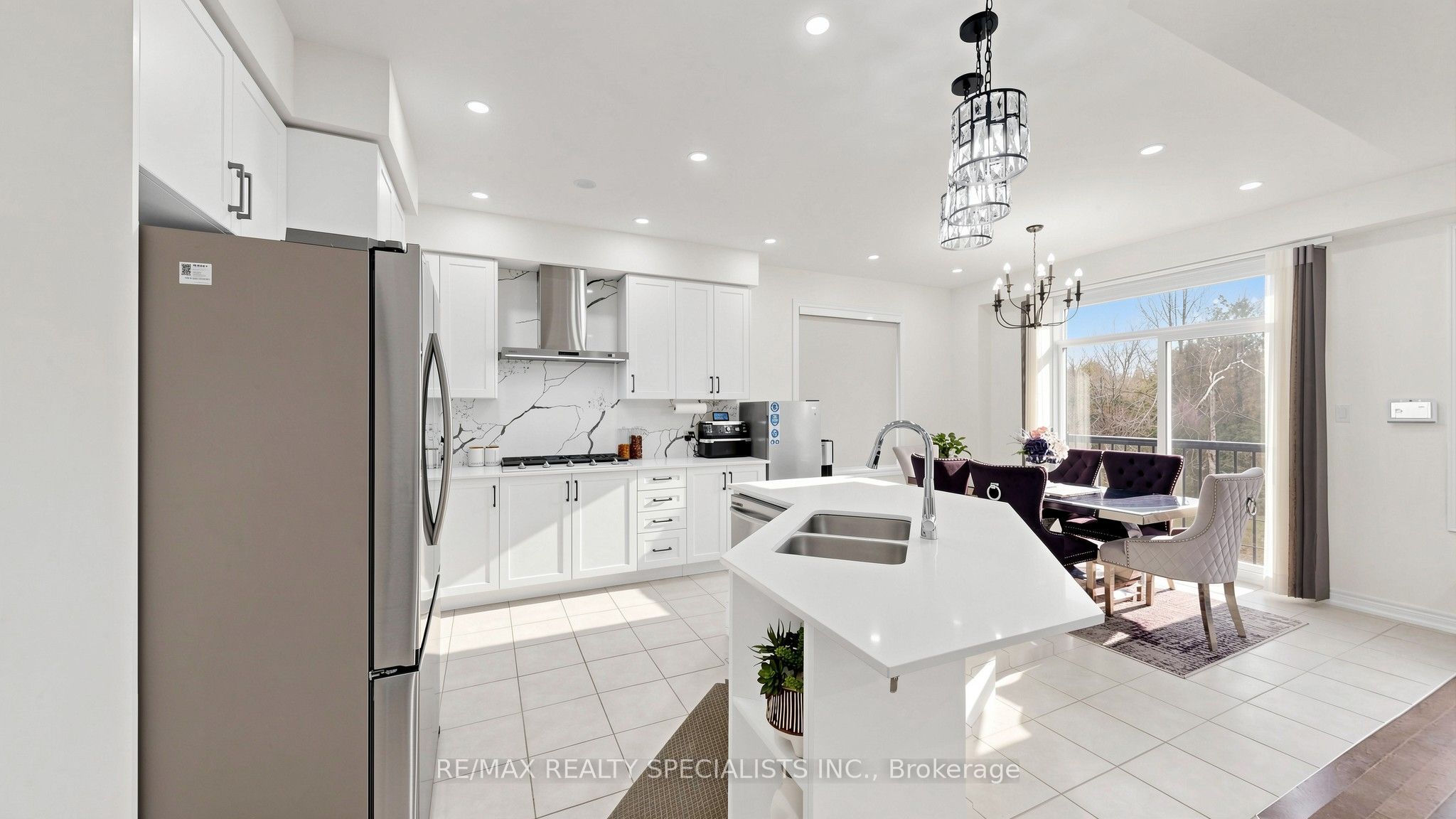 250 Chippewa Avenue Property Photo 18