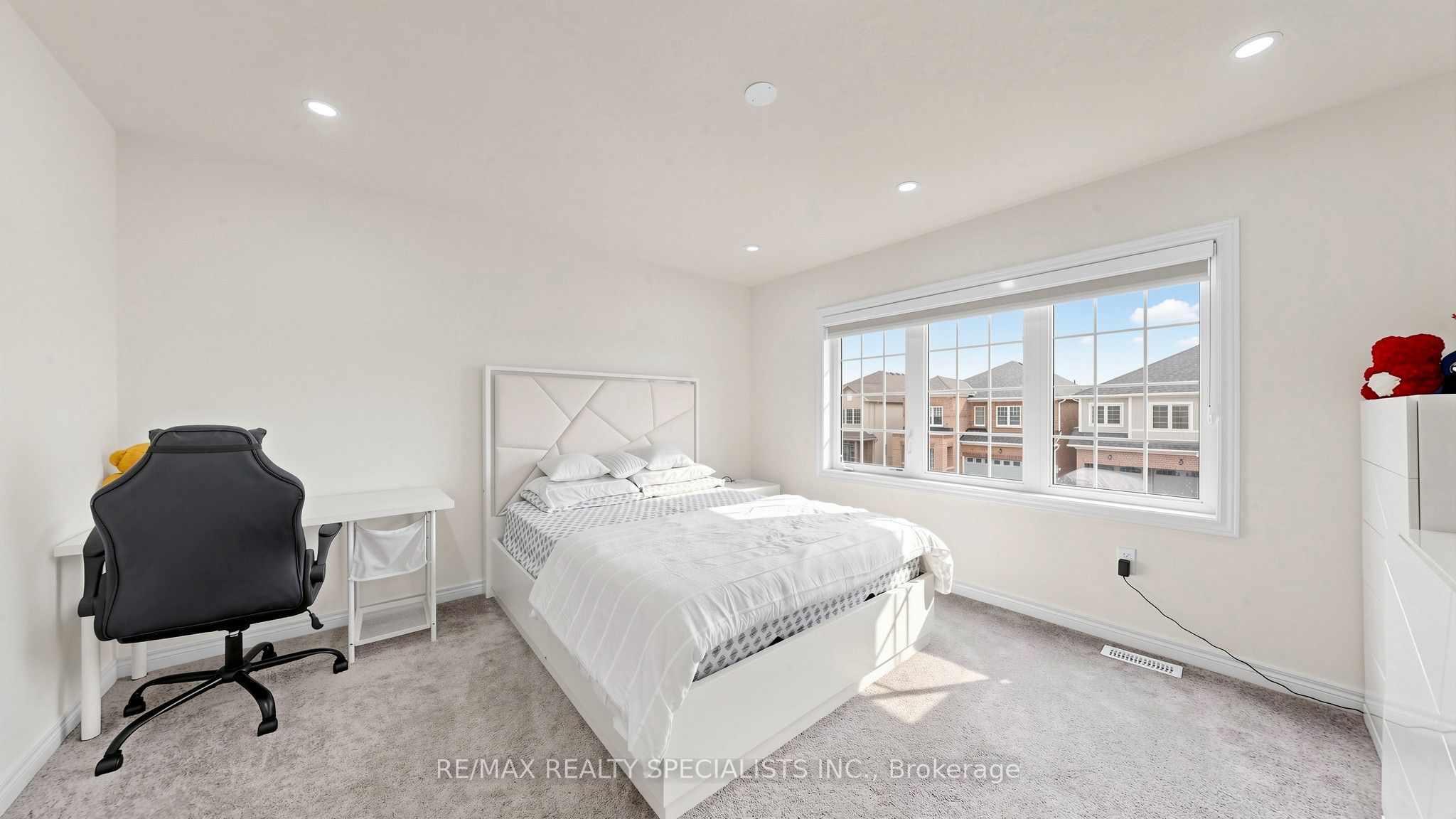 250 Chippewa Avenue Property Photo 29