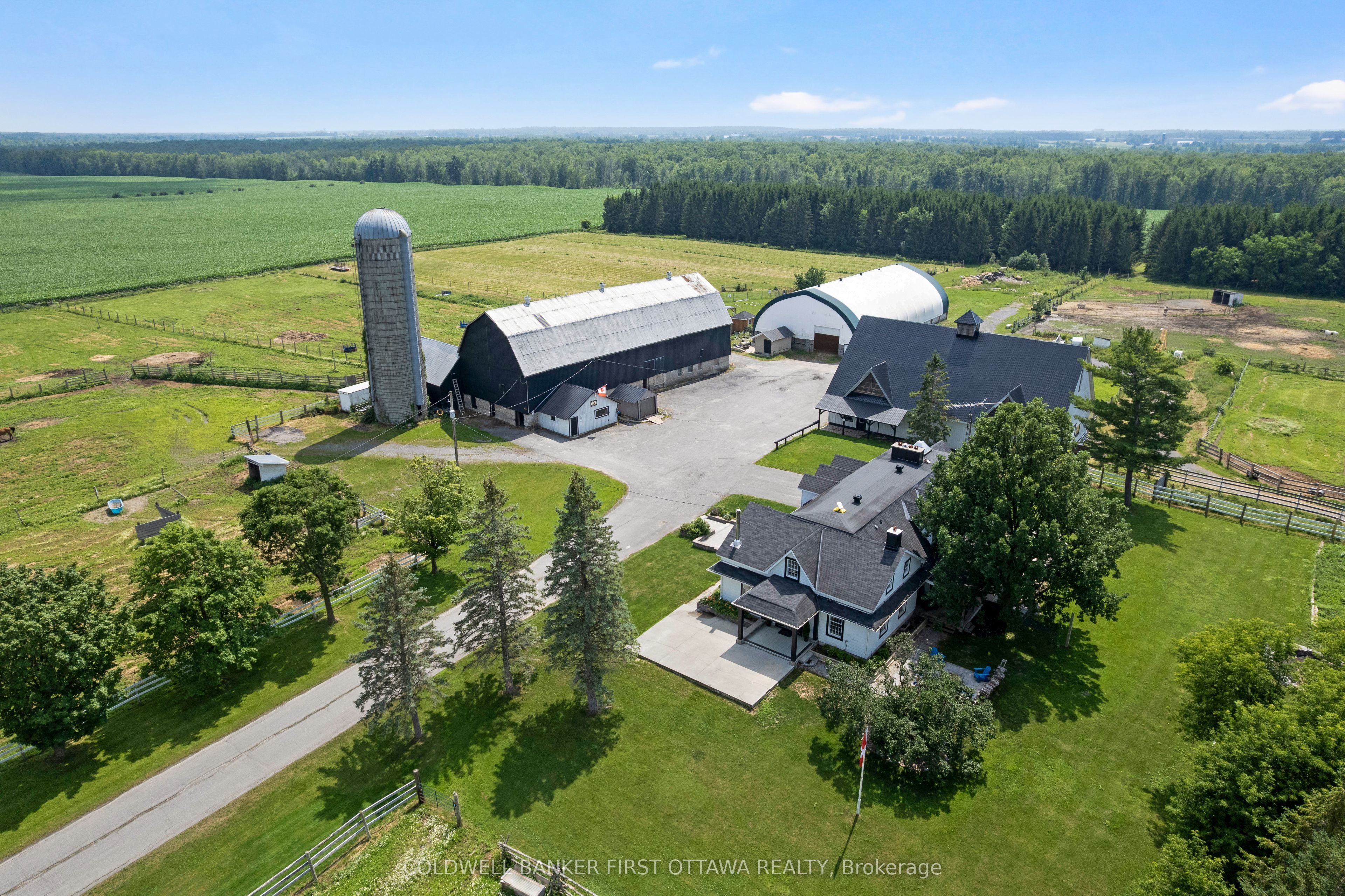 4655 Appleton Side Road Property Photo 1