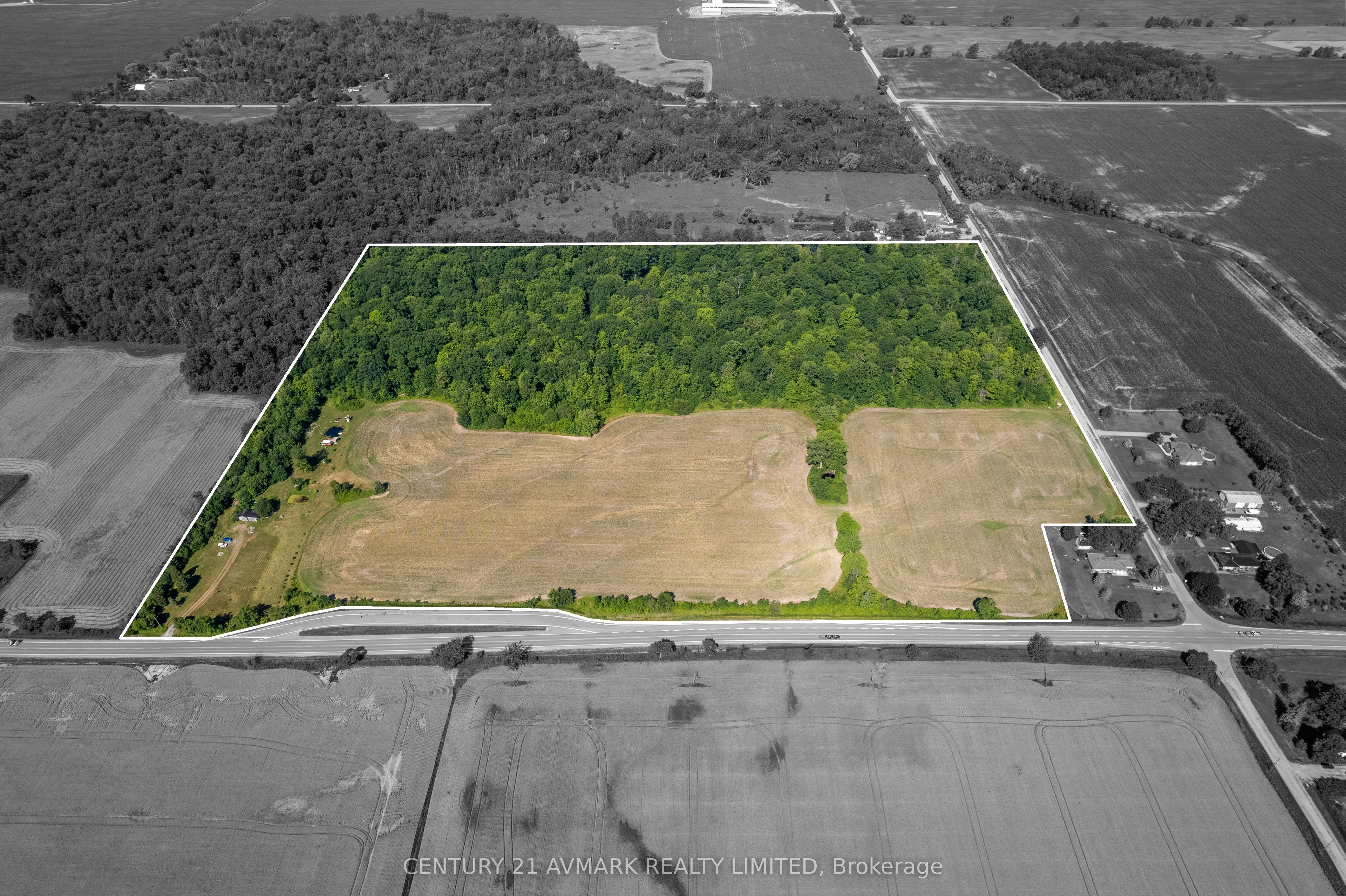 21872 Highway 3 Property Photo 2
