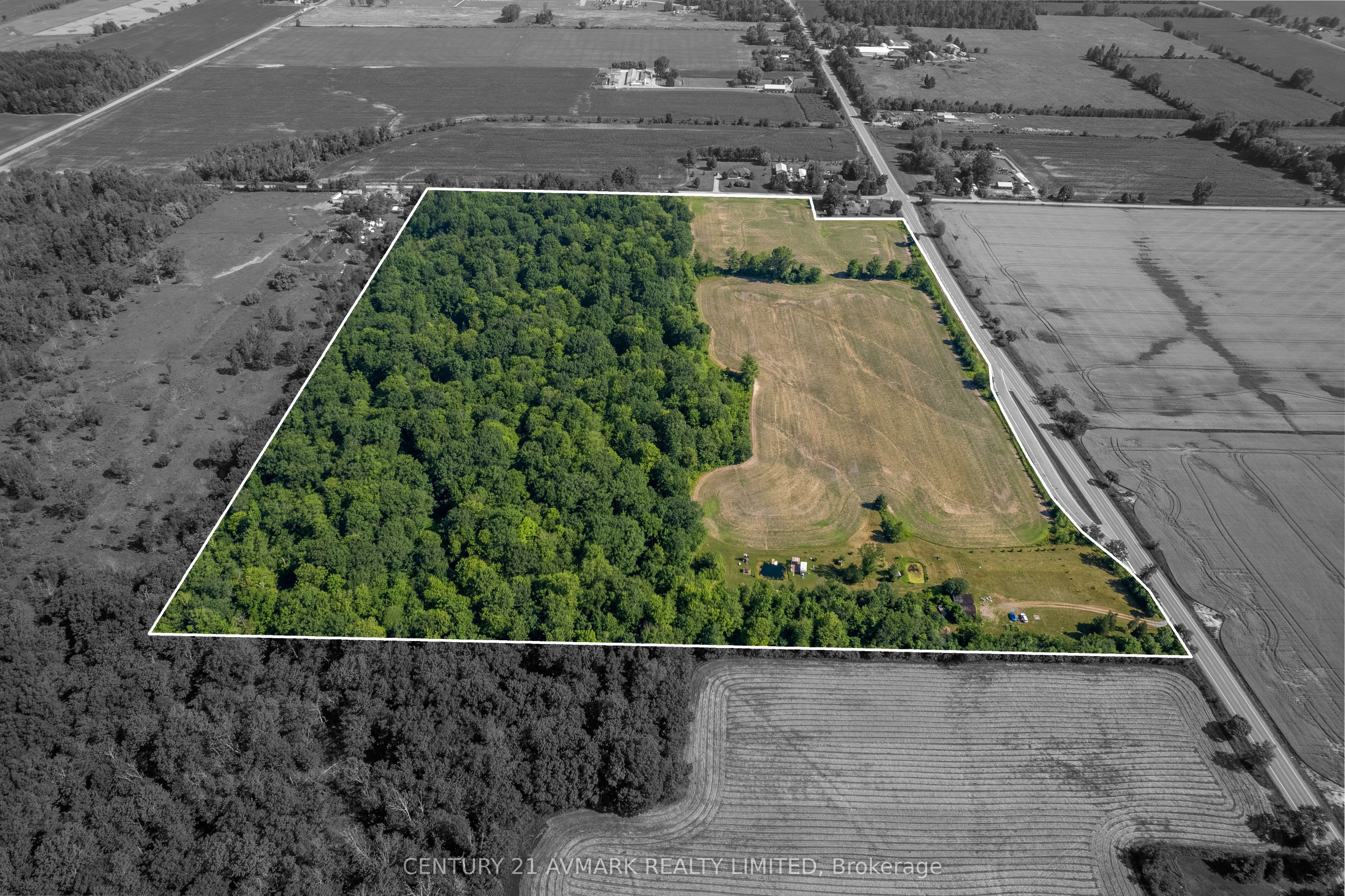 21872 Highway 3 Property Photo 8