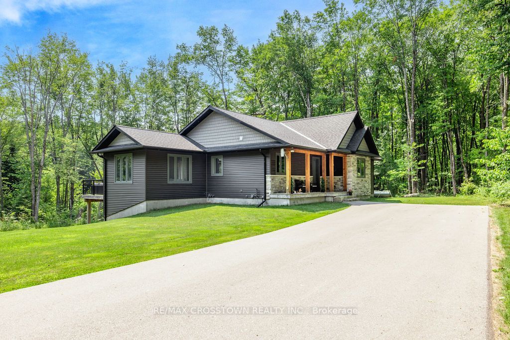 1445 Beiers Road Property Photo 3