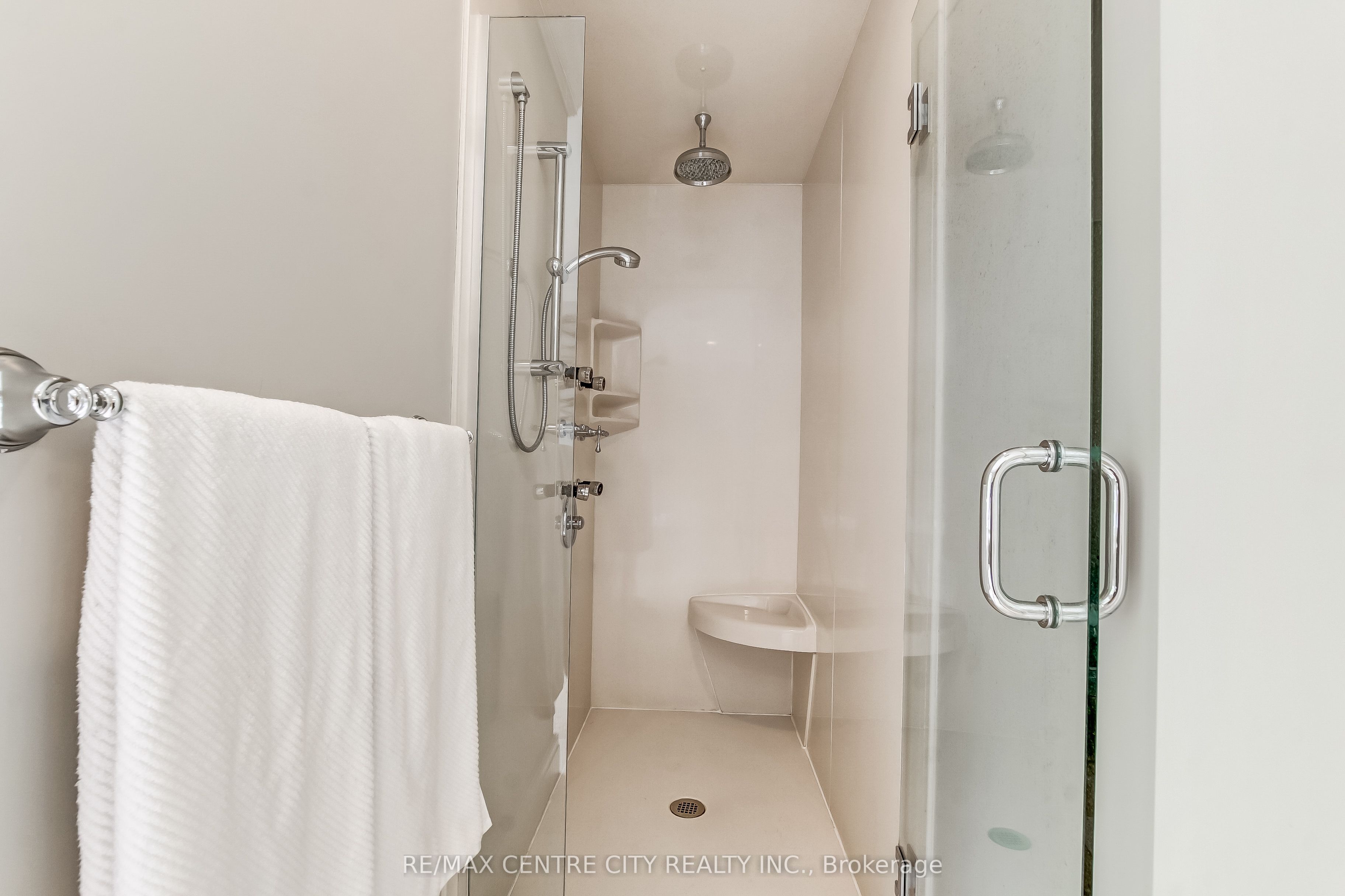 136 Brayside Street Property Photo 25