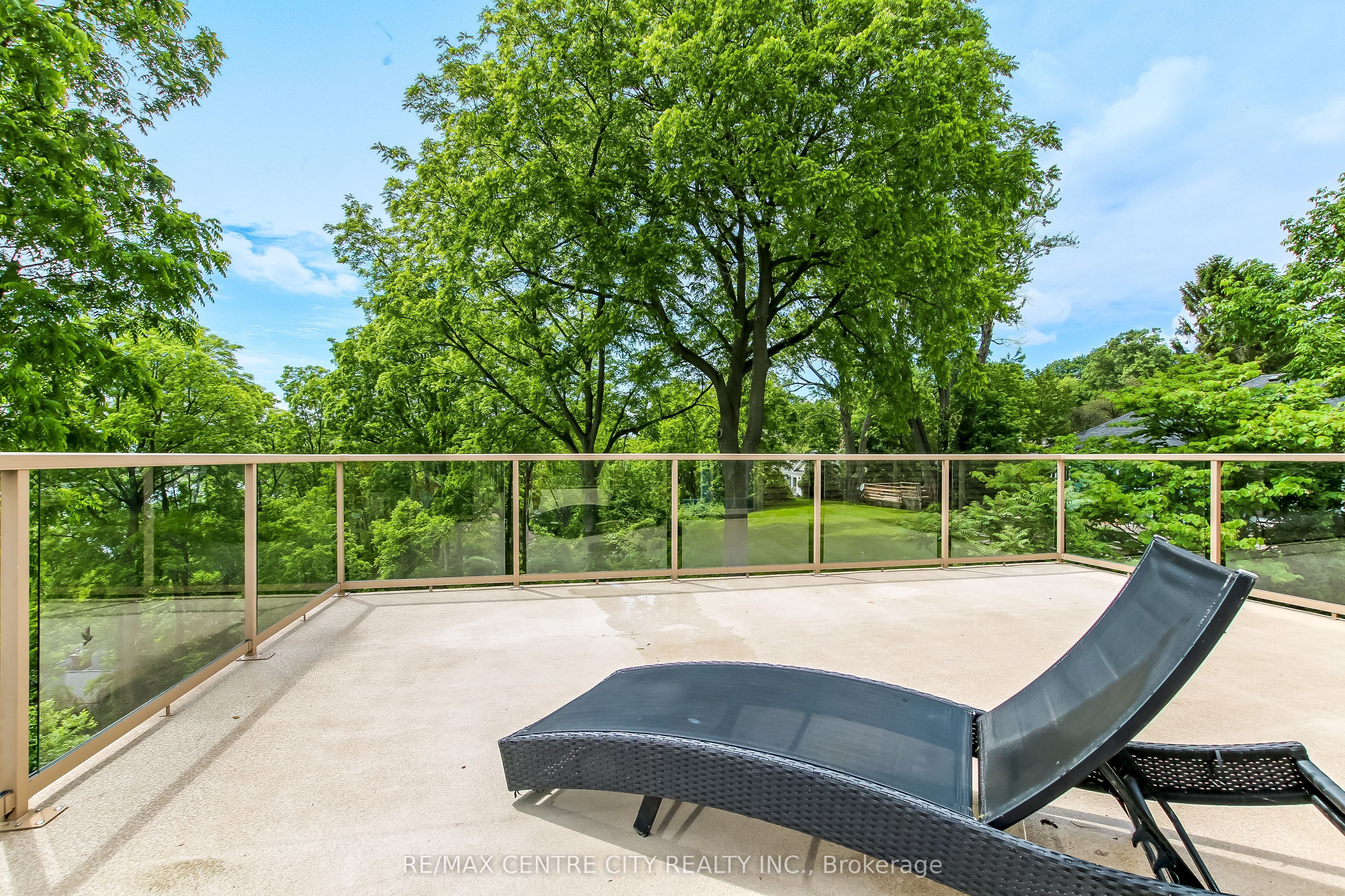 136 Brayside Street Property Photo 27