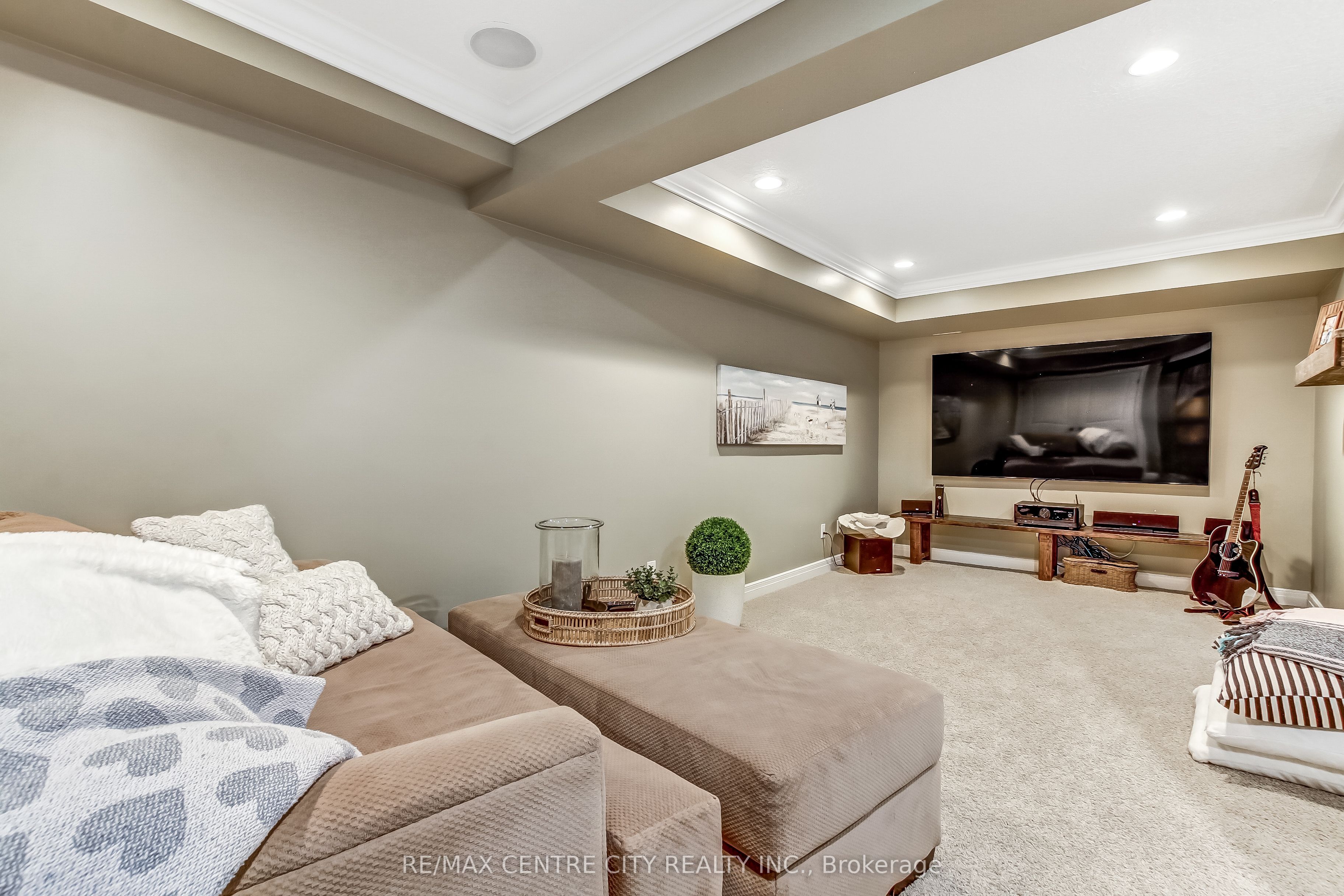 136 Brayside Street Property Photo 33