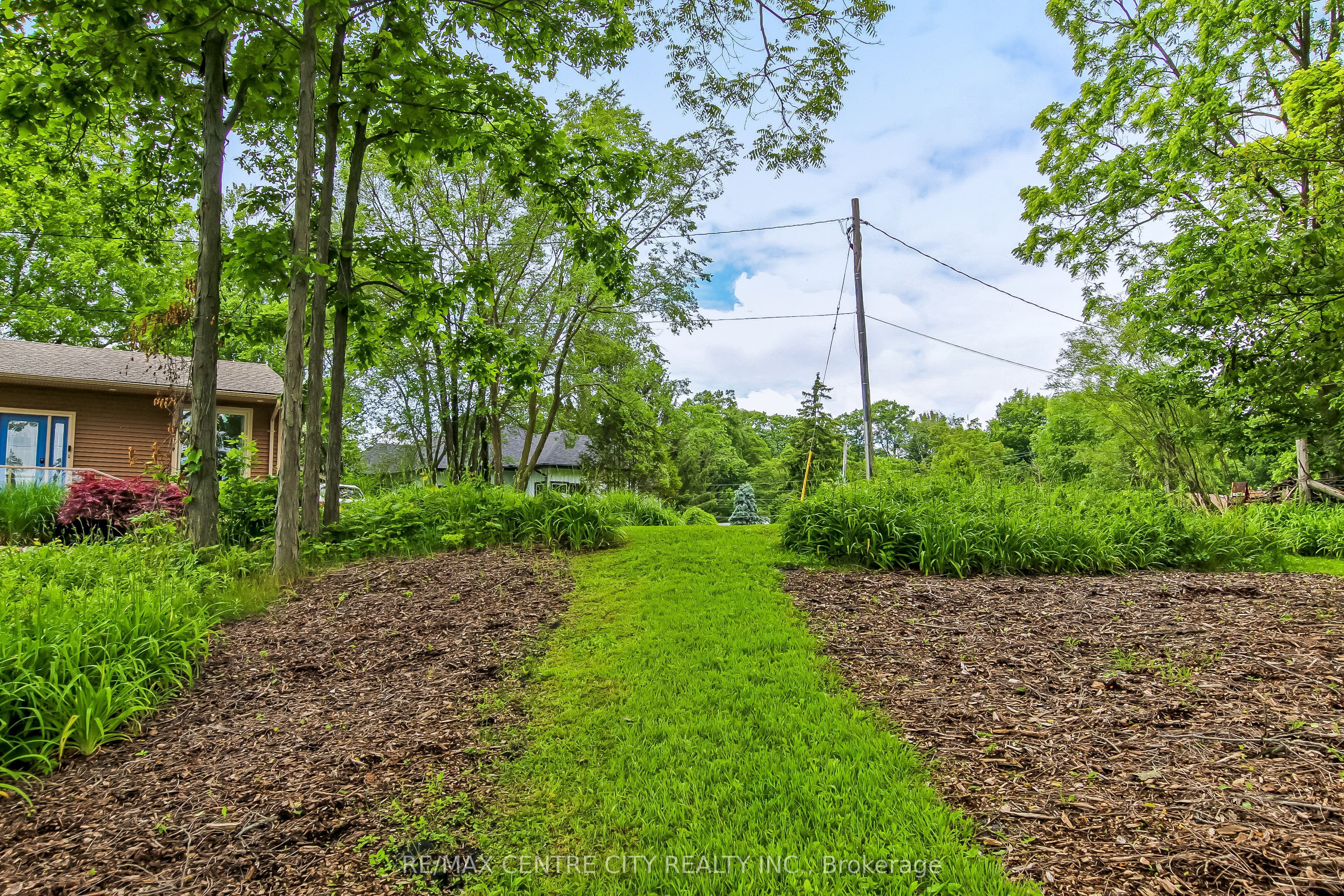 136 Brayside Street Property Photo 38