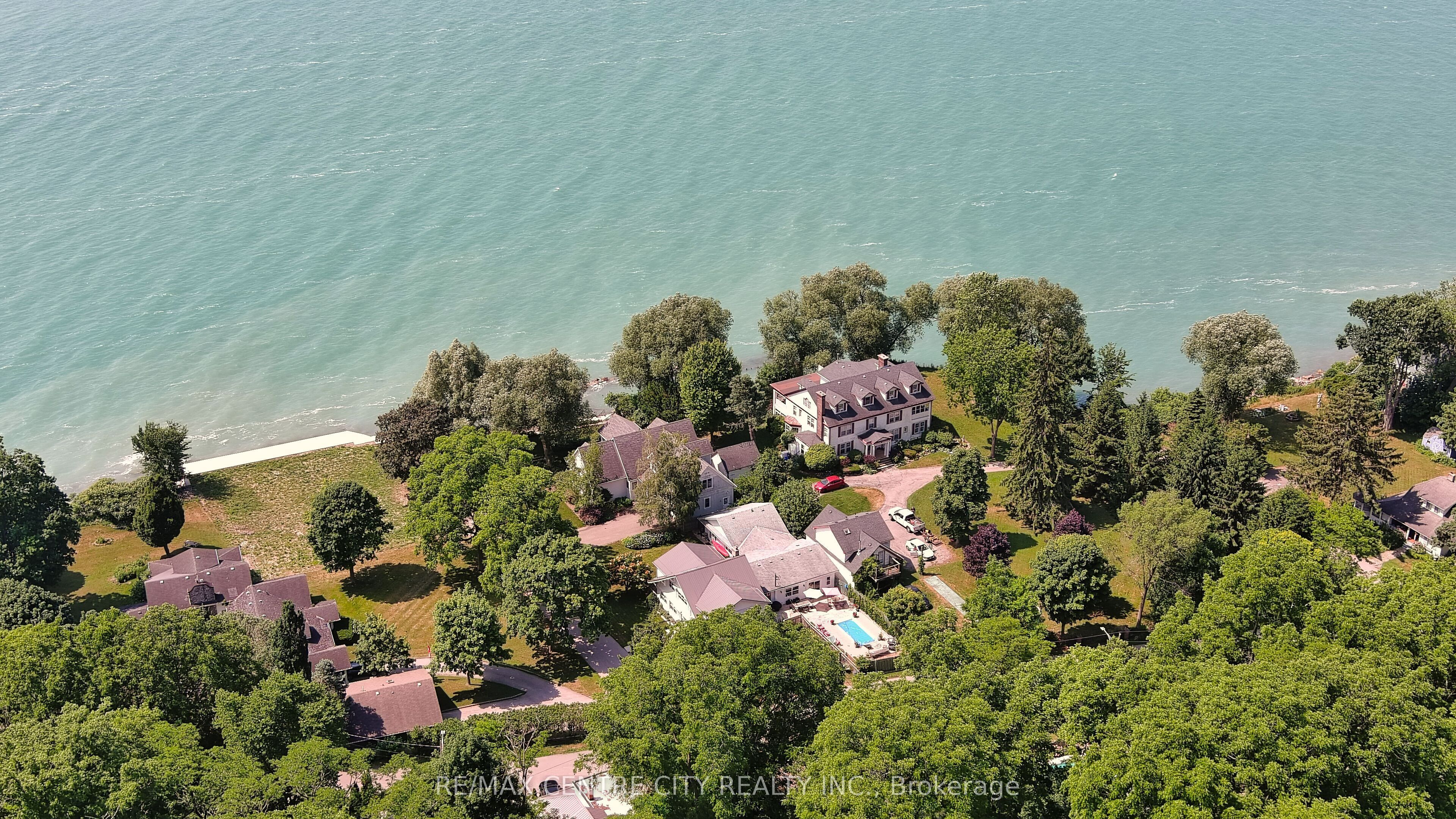 136 Brayside Street Property Photo 44