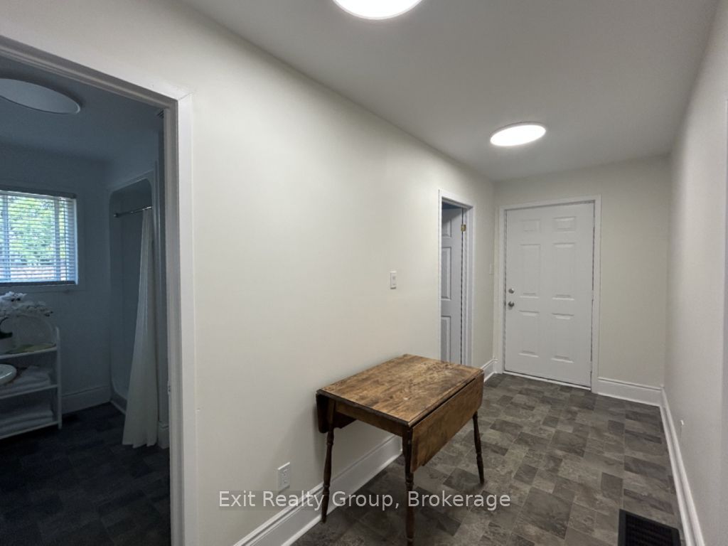 90 Byron Street Property Photo 29