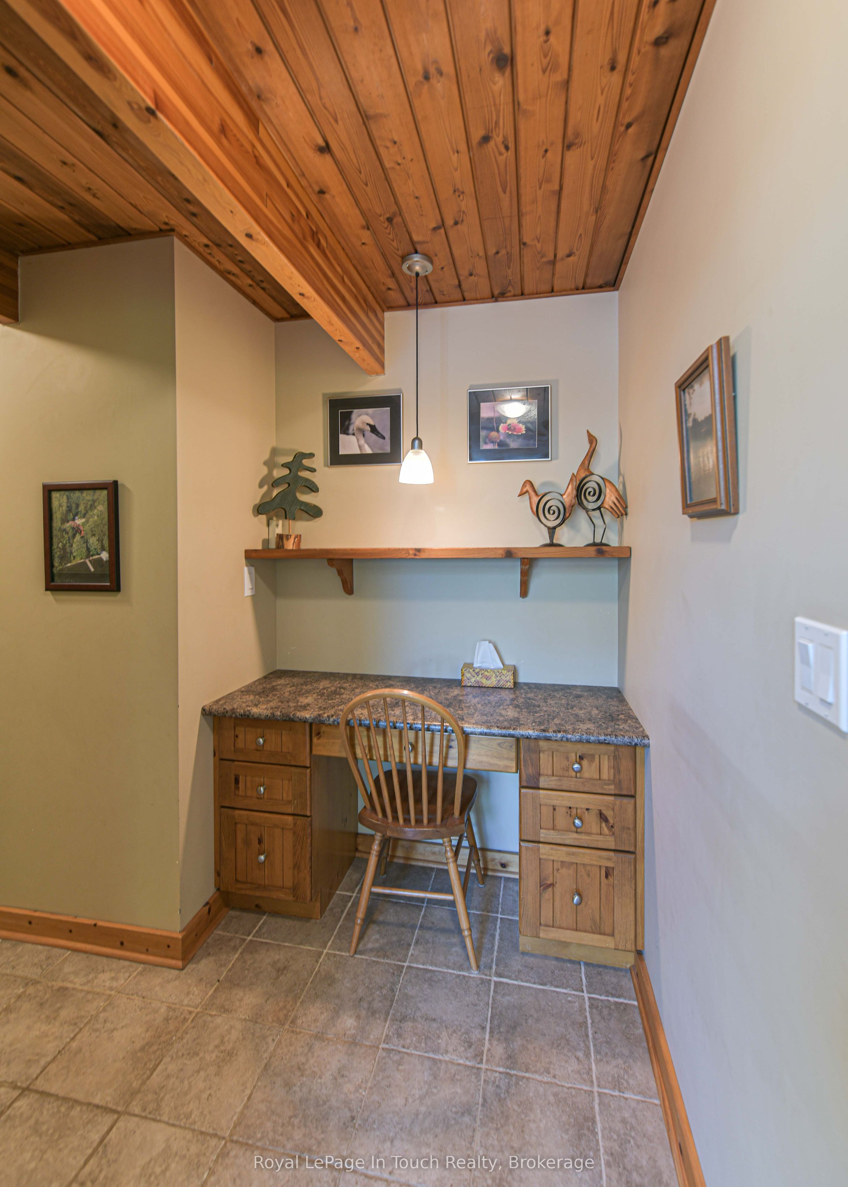 96 Millard Drive Property Photo 16