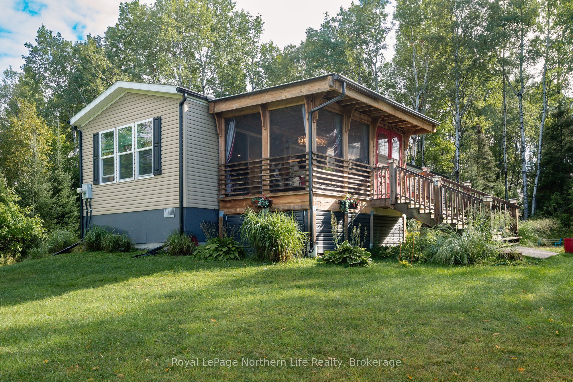 5127 Highway 534 Property Photo 2