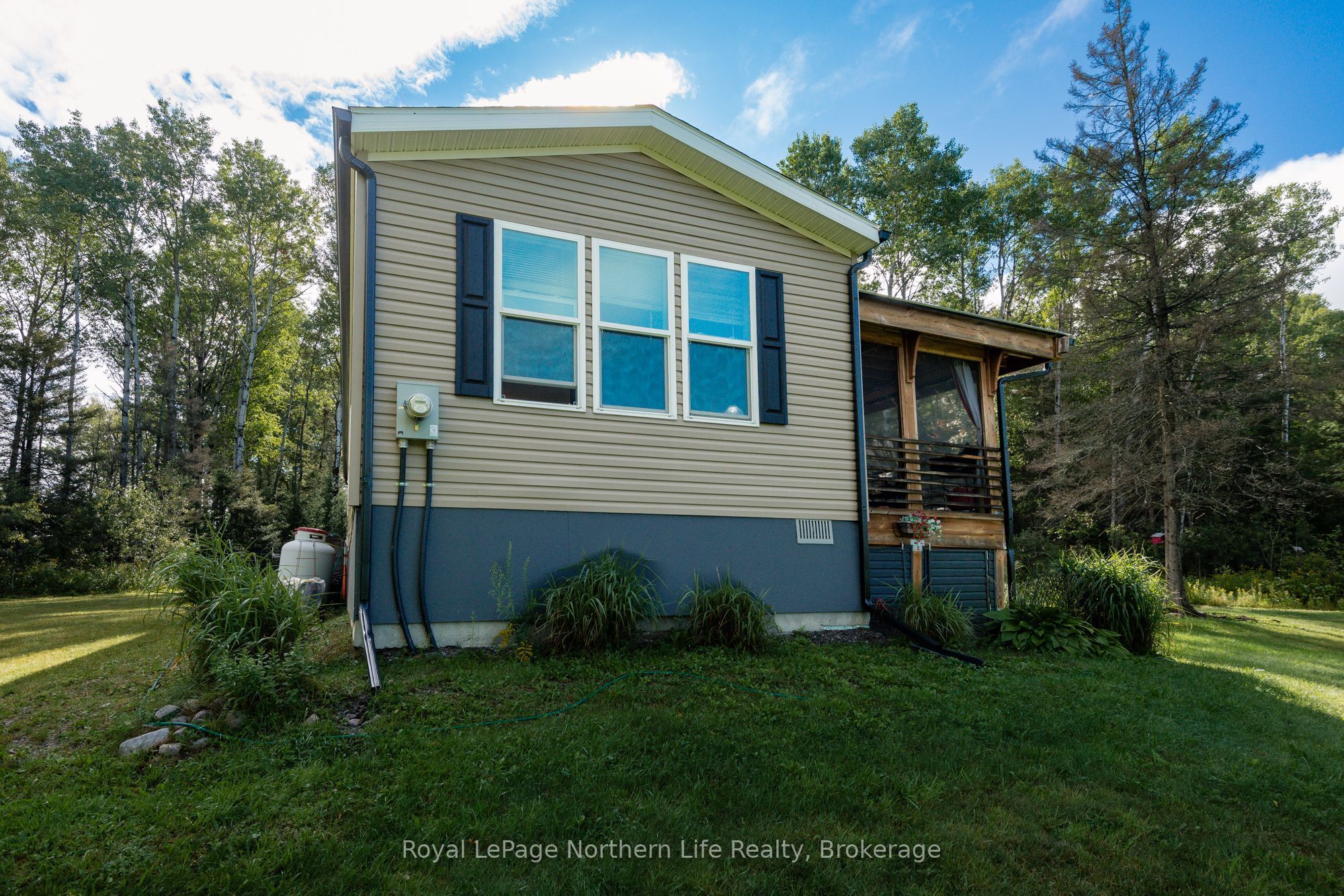 5127 Highway 534 Property Photo 4