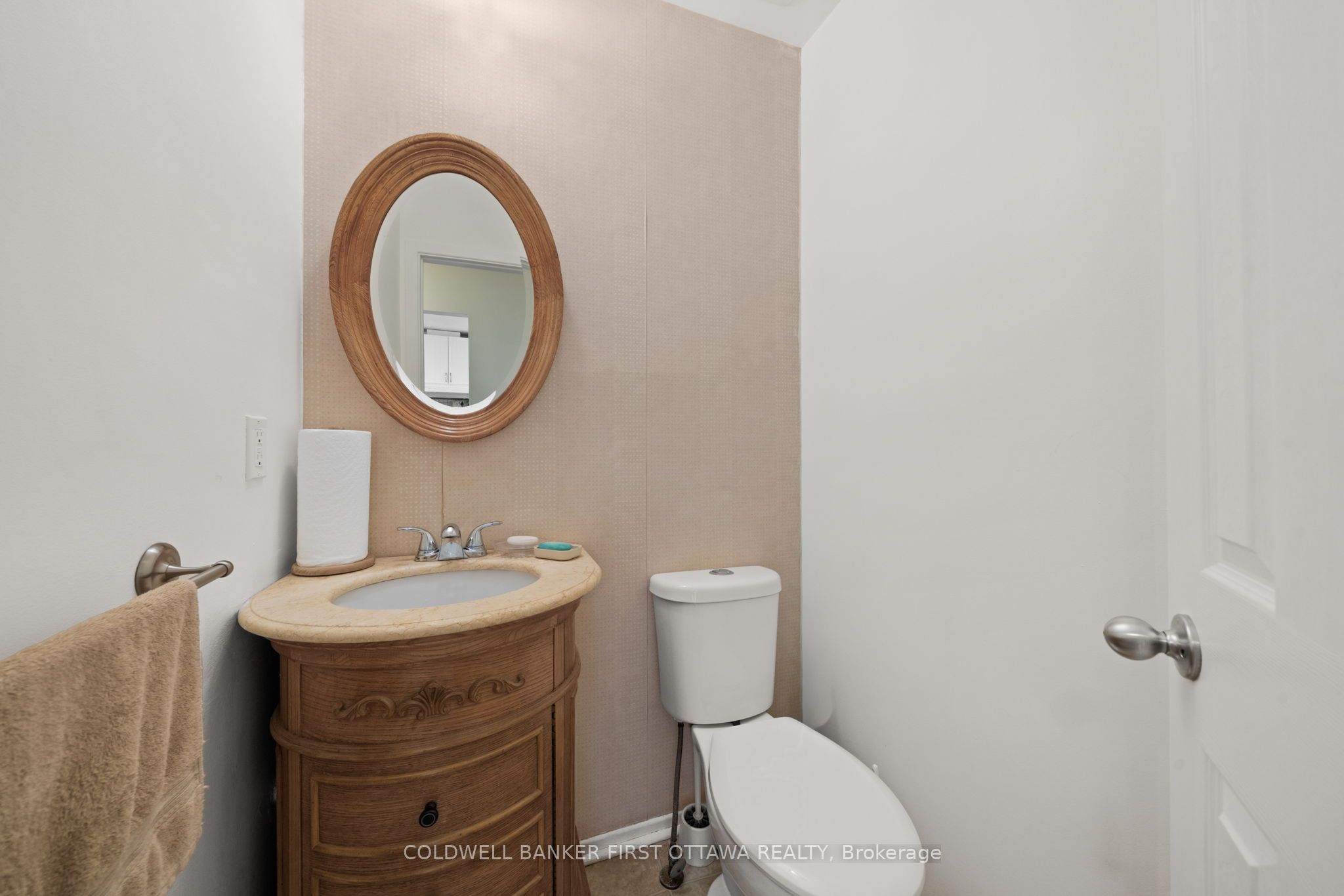 158 Barrow Crescent 19 Property Photo 17