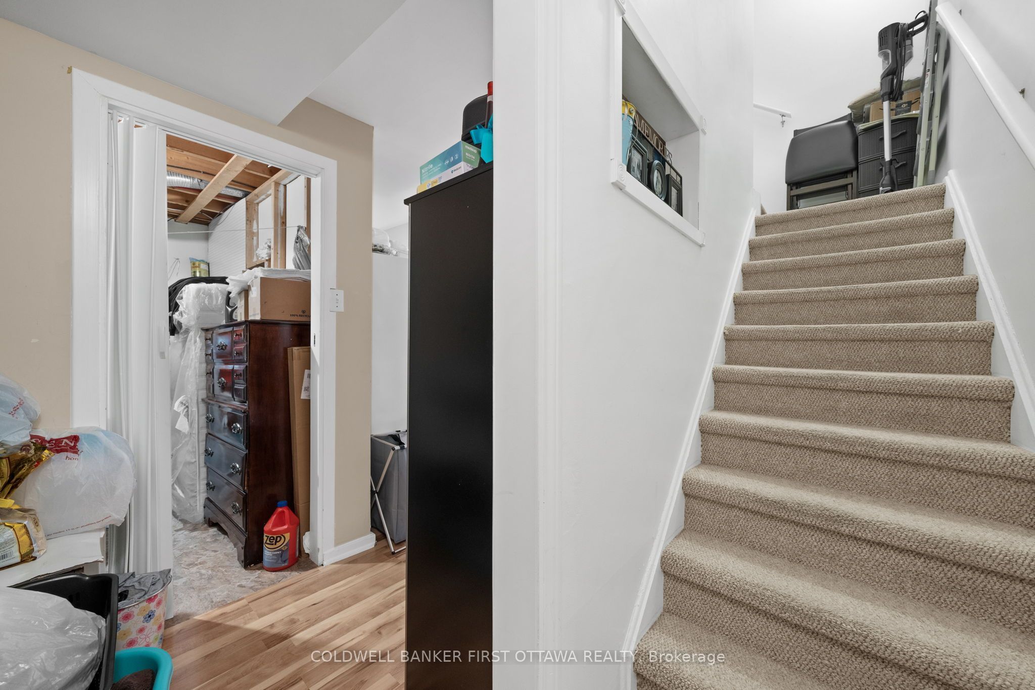 158 Barrow Crescent 19 Property Photo 30
