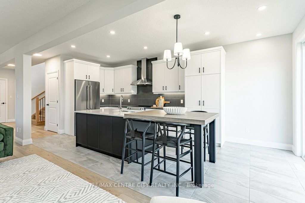 1605 Noah Bend Property Photo 17