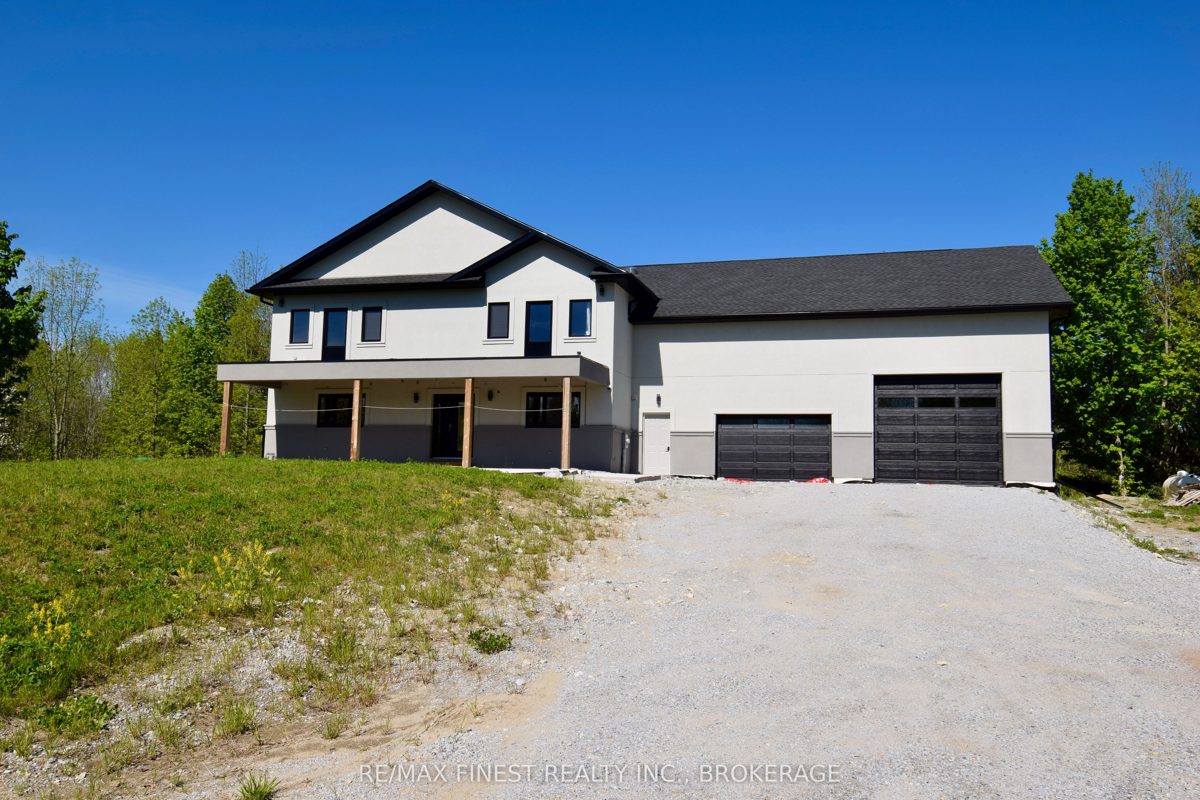 293 Bradshaw Road Property Photo 1